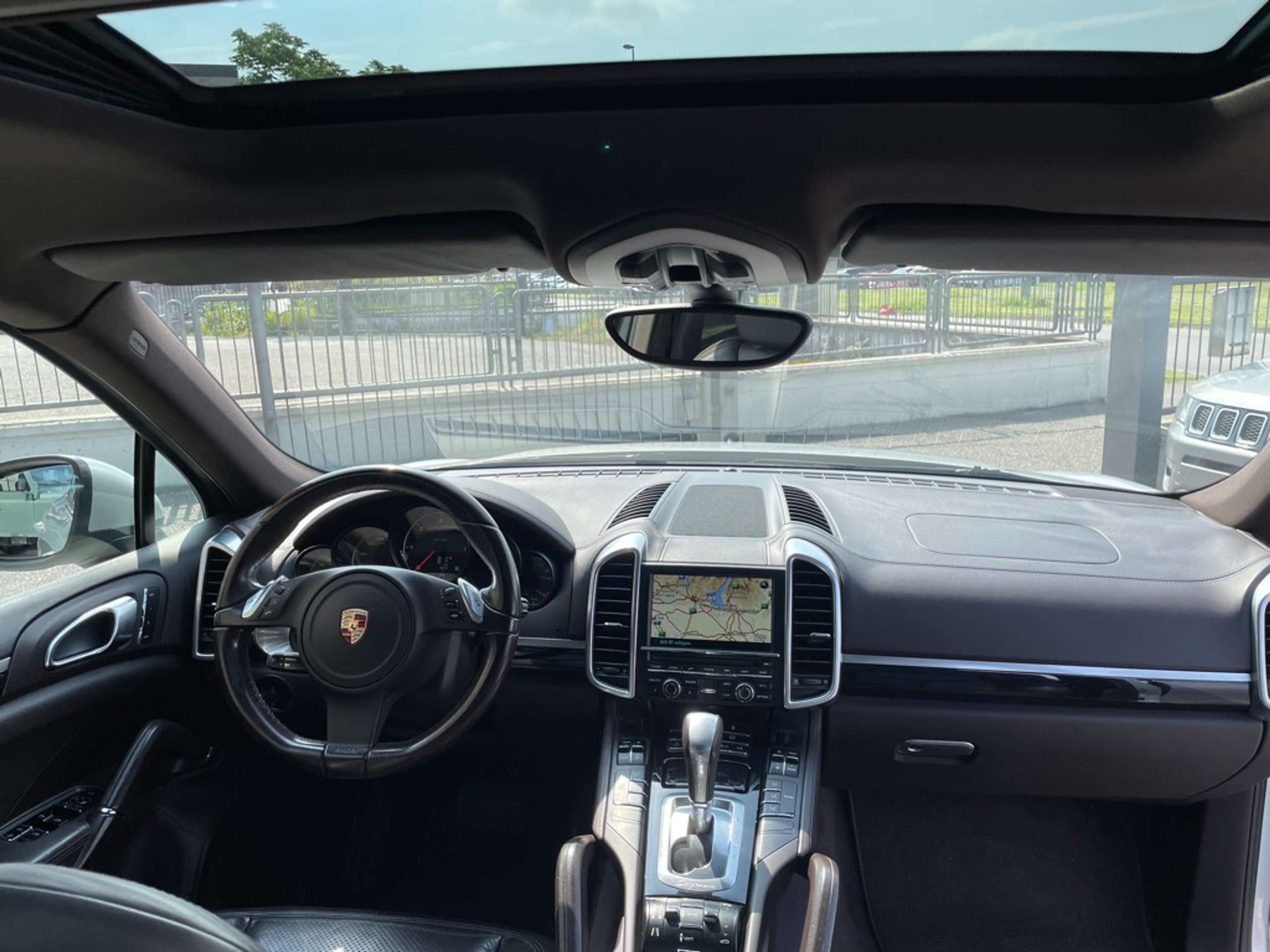 Porsche - Cayenne