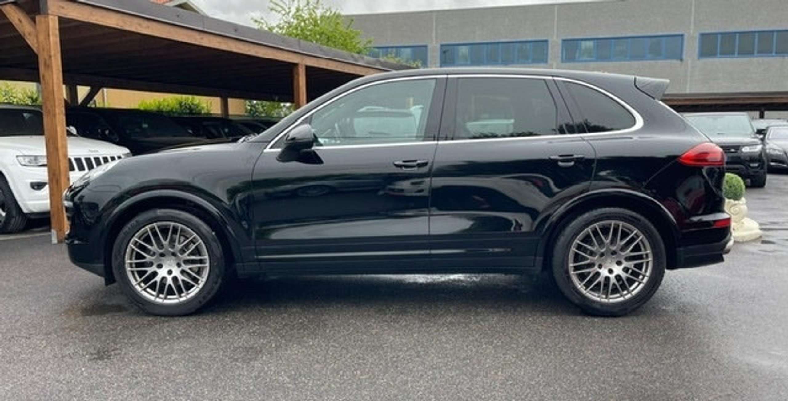 Porsche - Cayenne