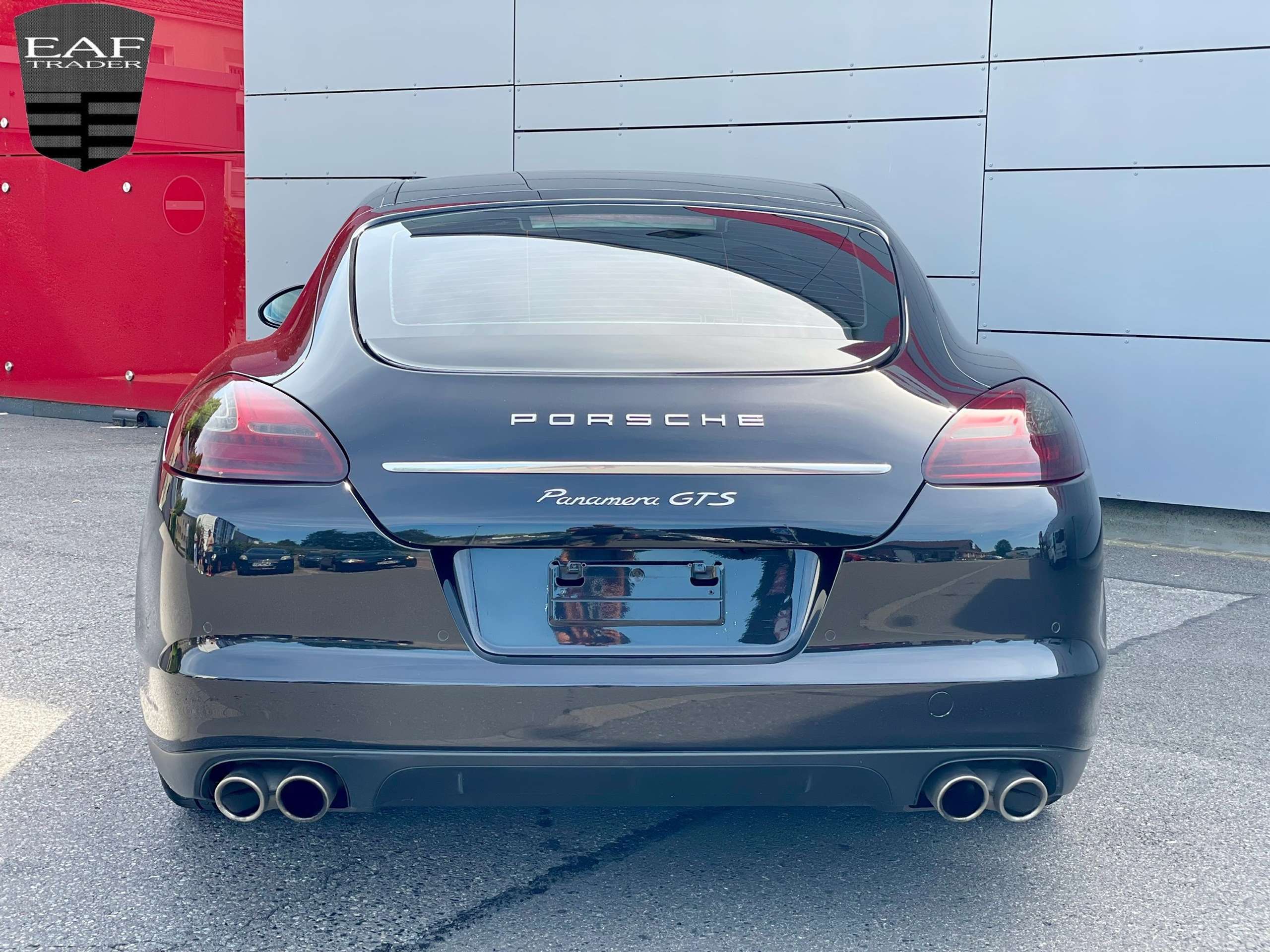 Porsche - Panamera