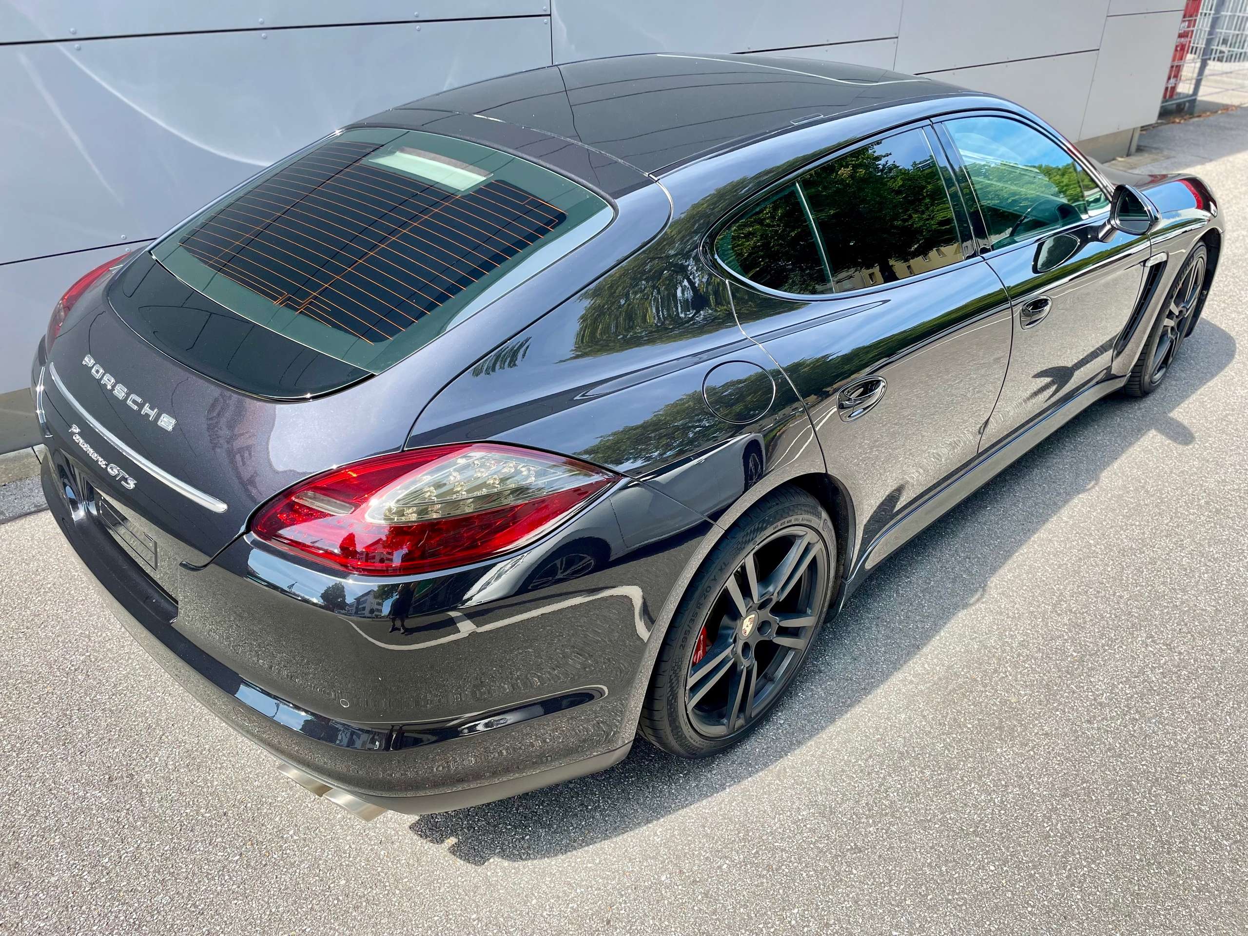 Porsche - Panamera