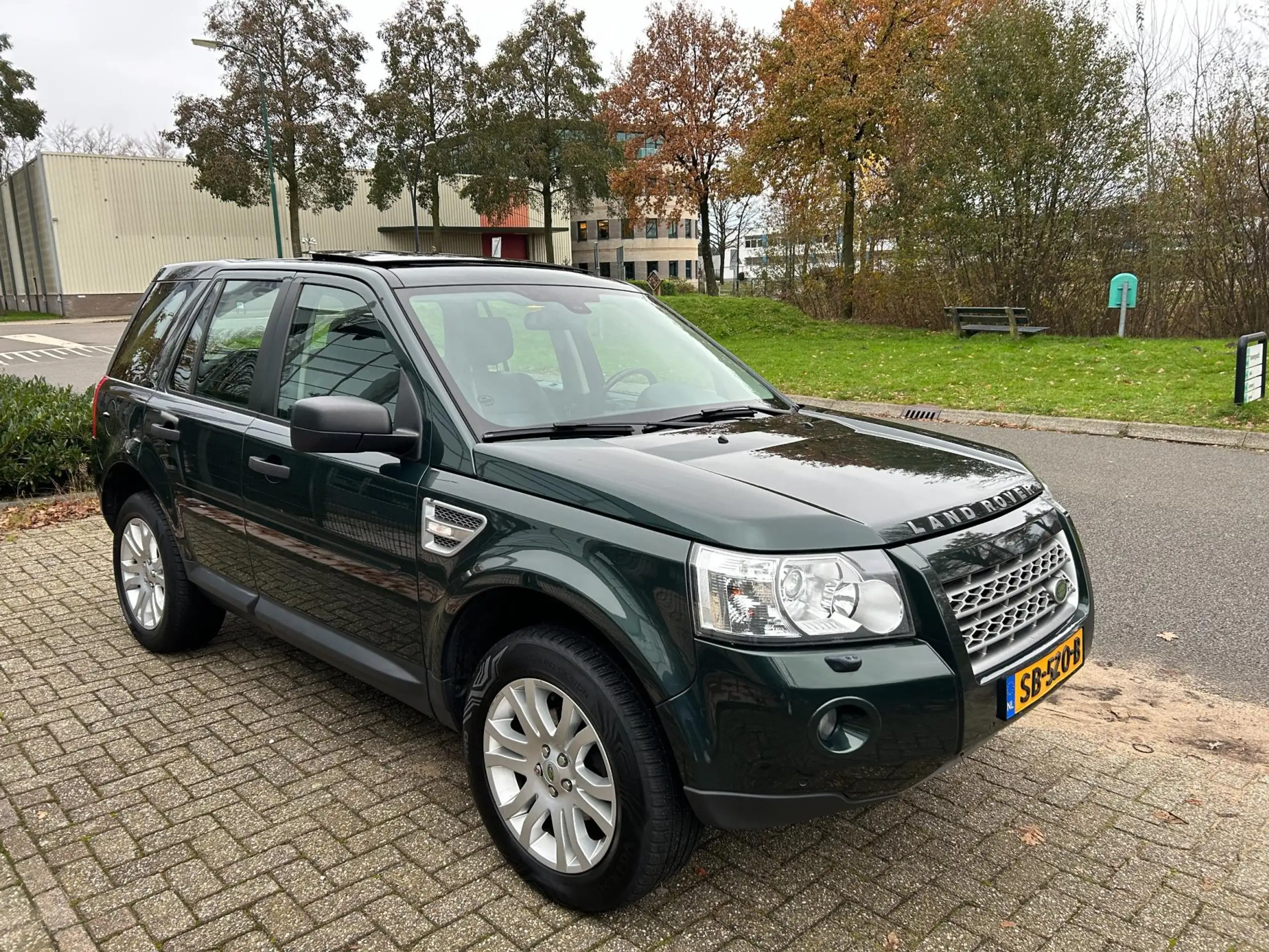 Land Rover - Freelander