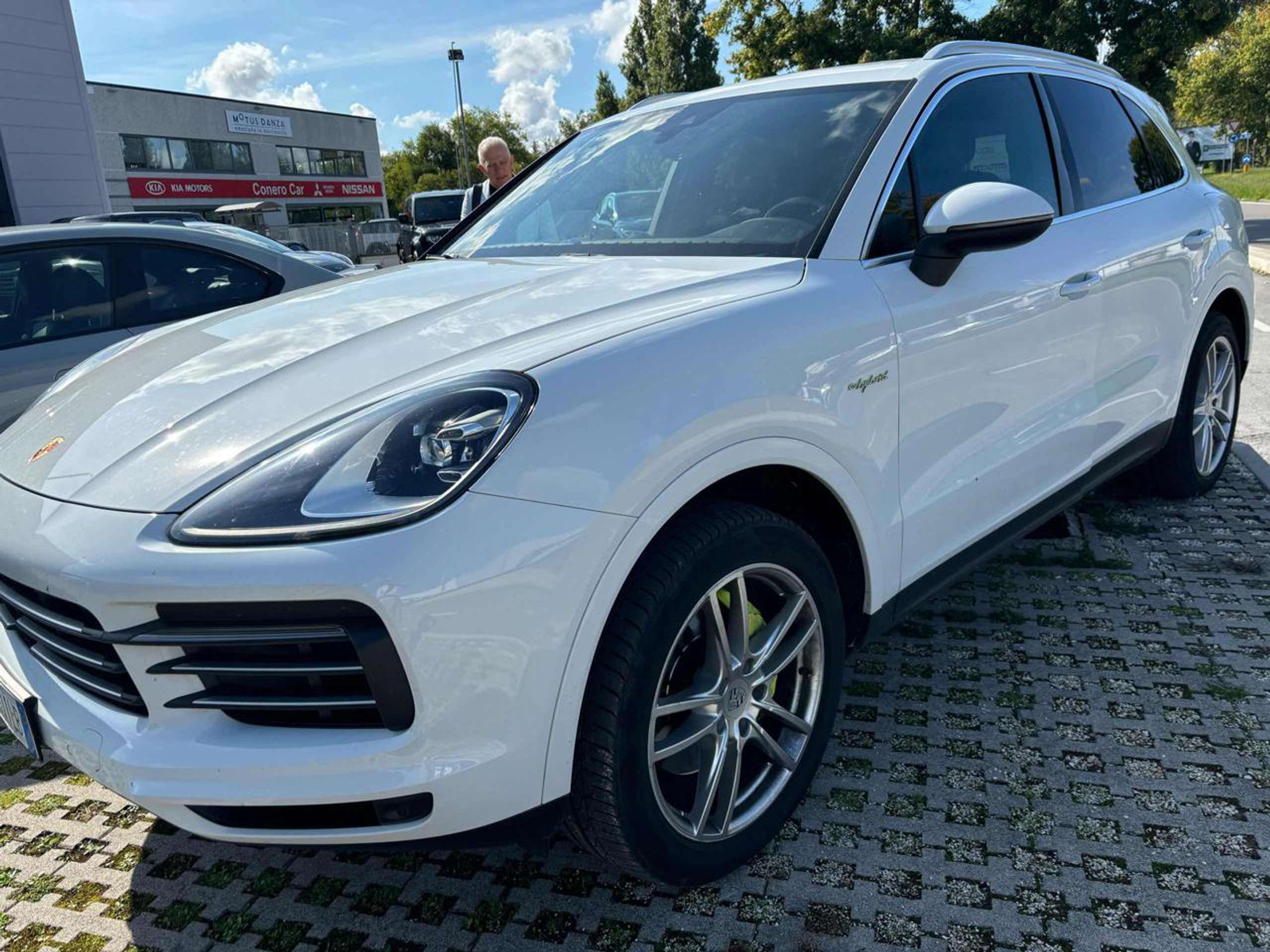 Porsche - Cayenne