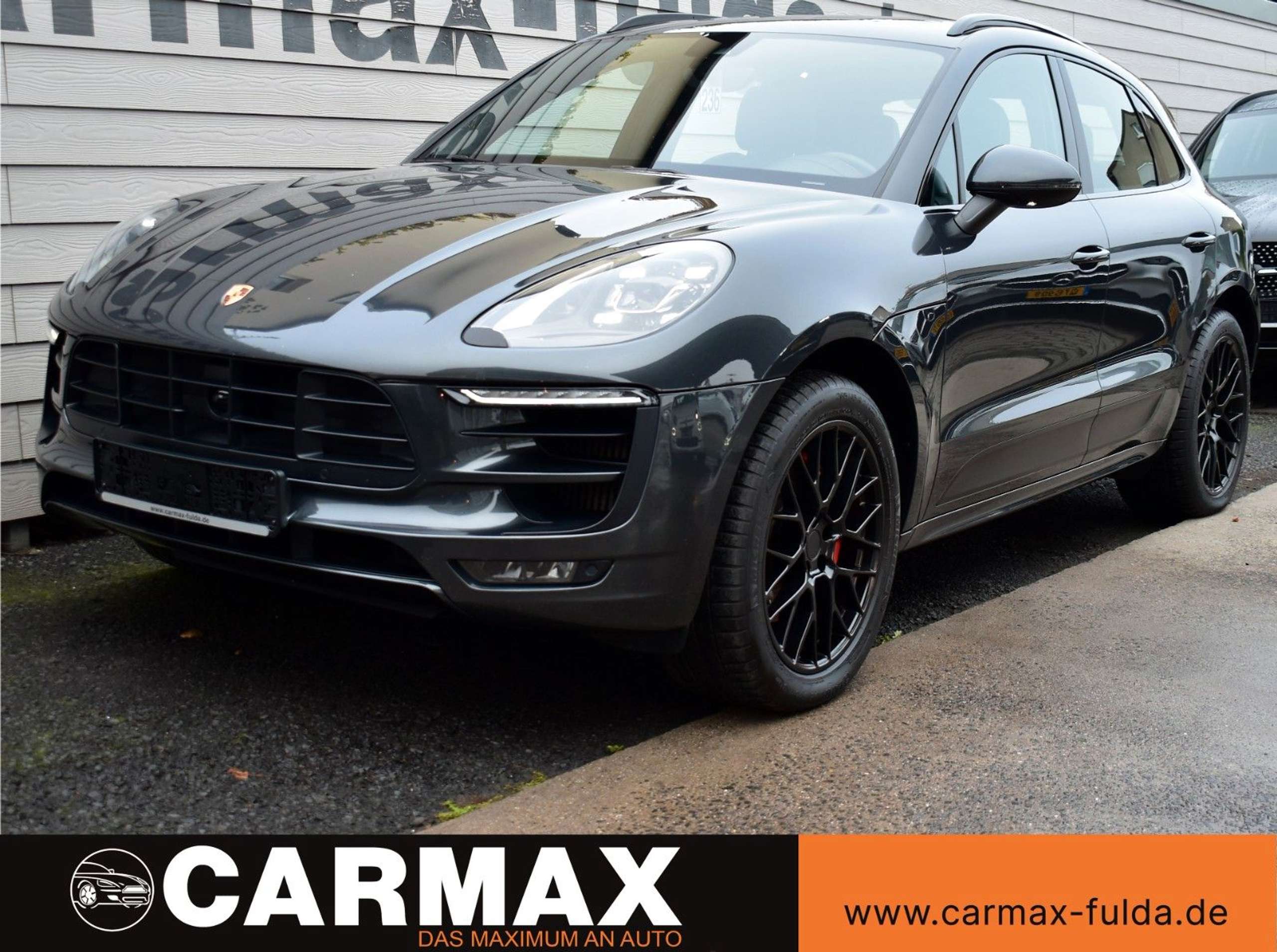 Porsche - Macan