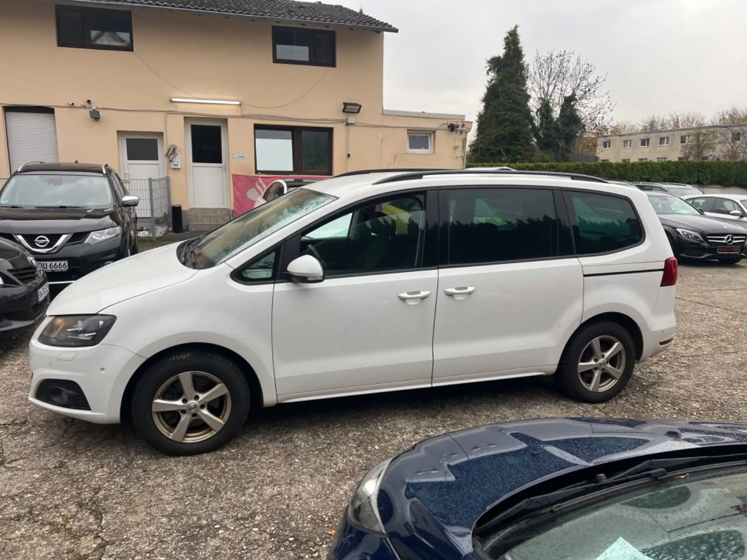 SEAT - Alhambra