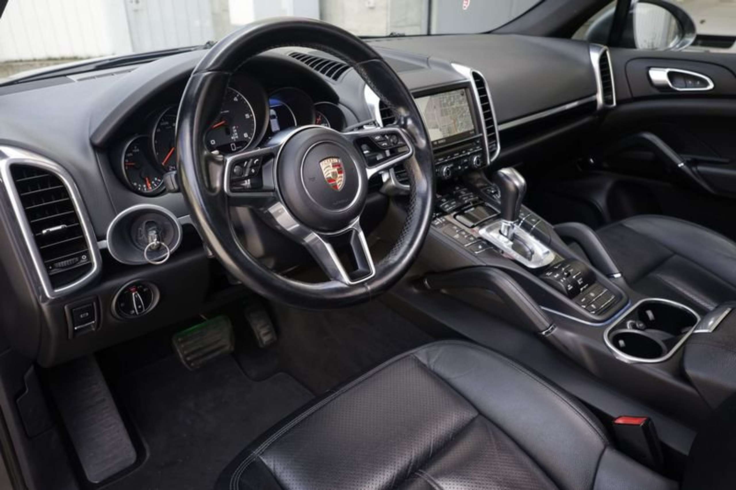 Porsche - Cayenne