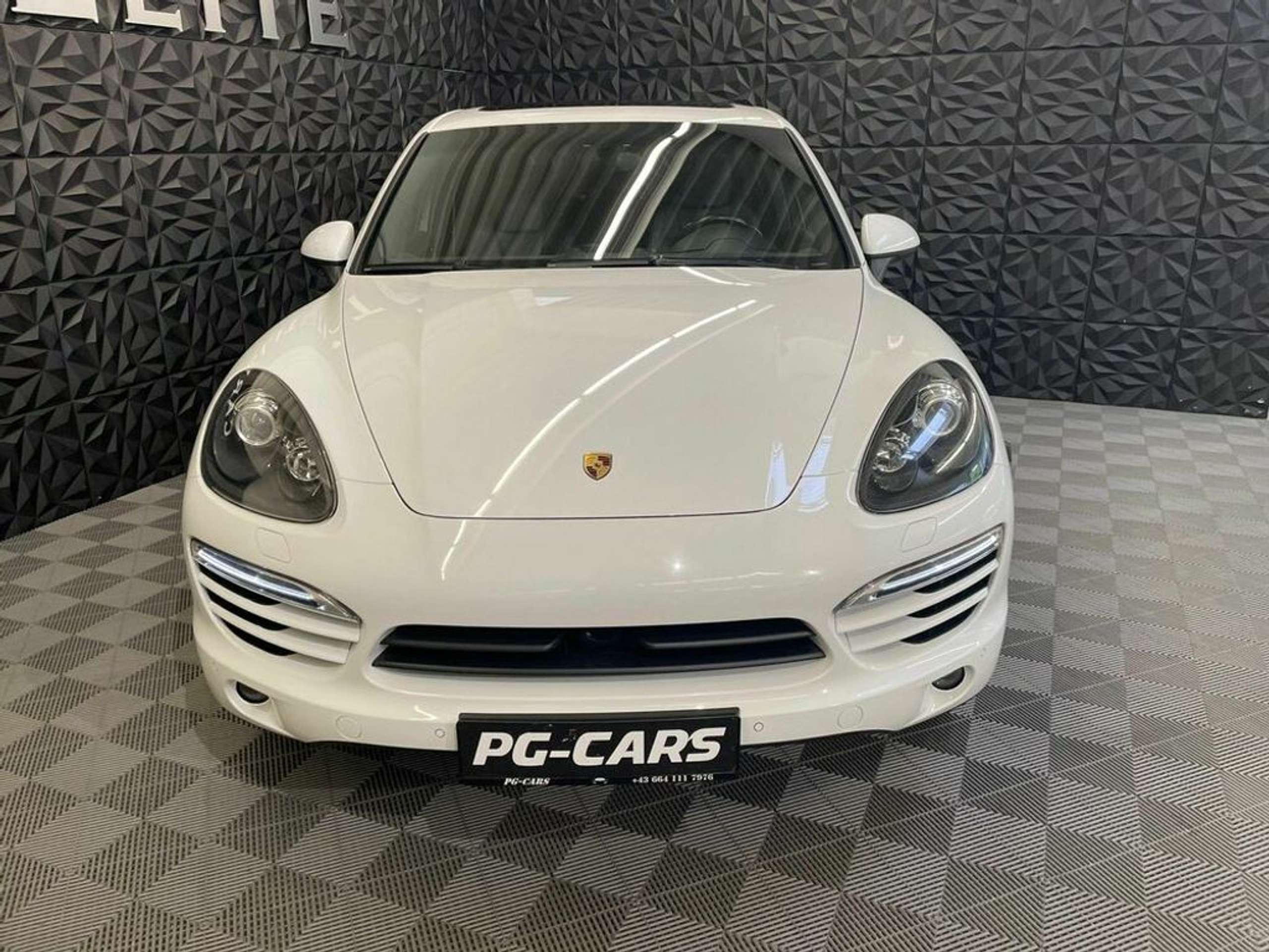 Porsche - Cayenne