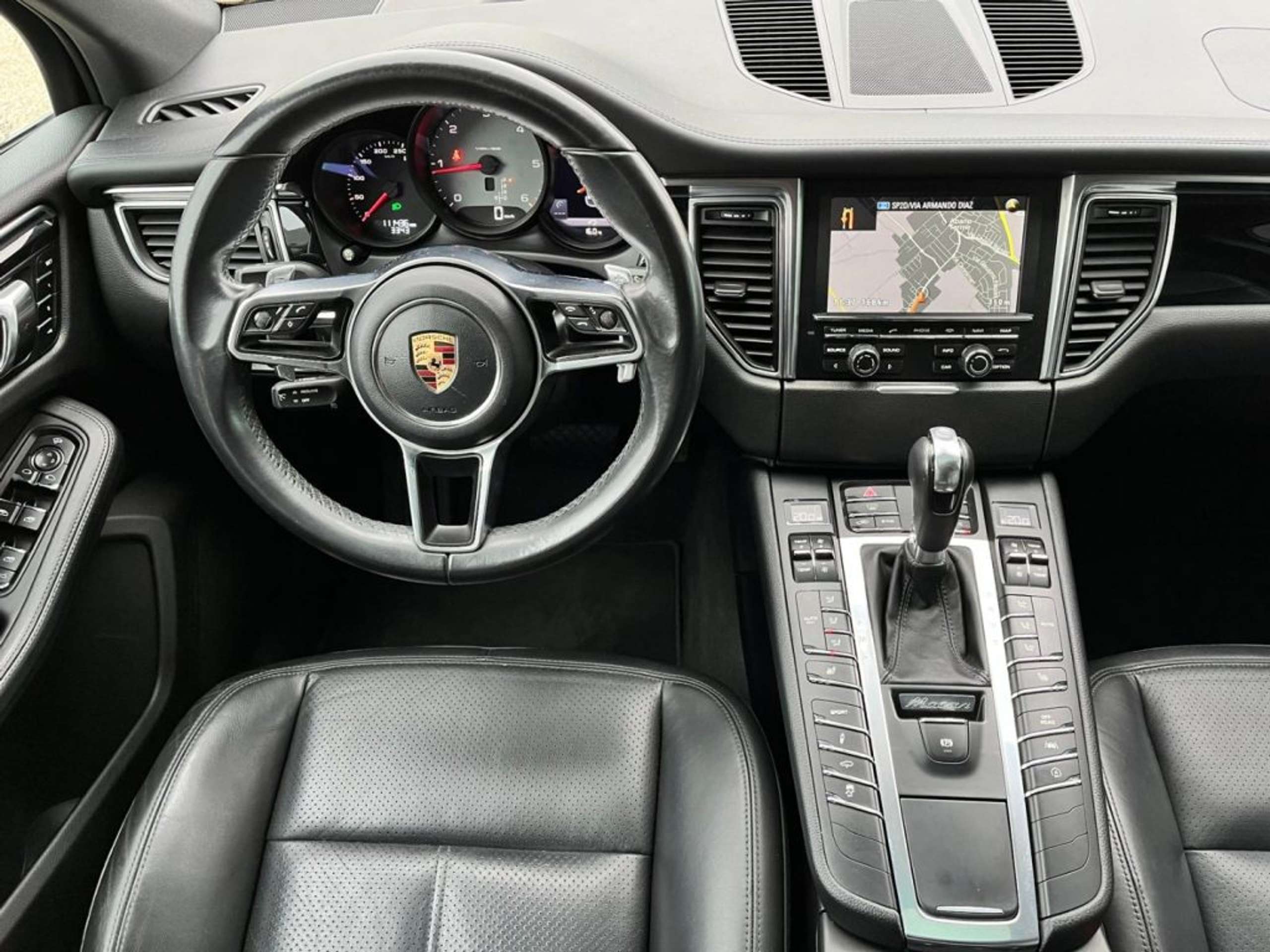 Porsche - Macan