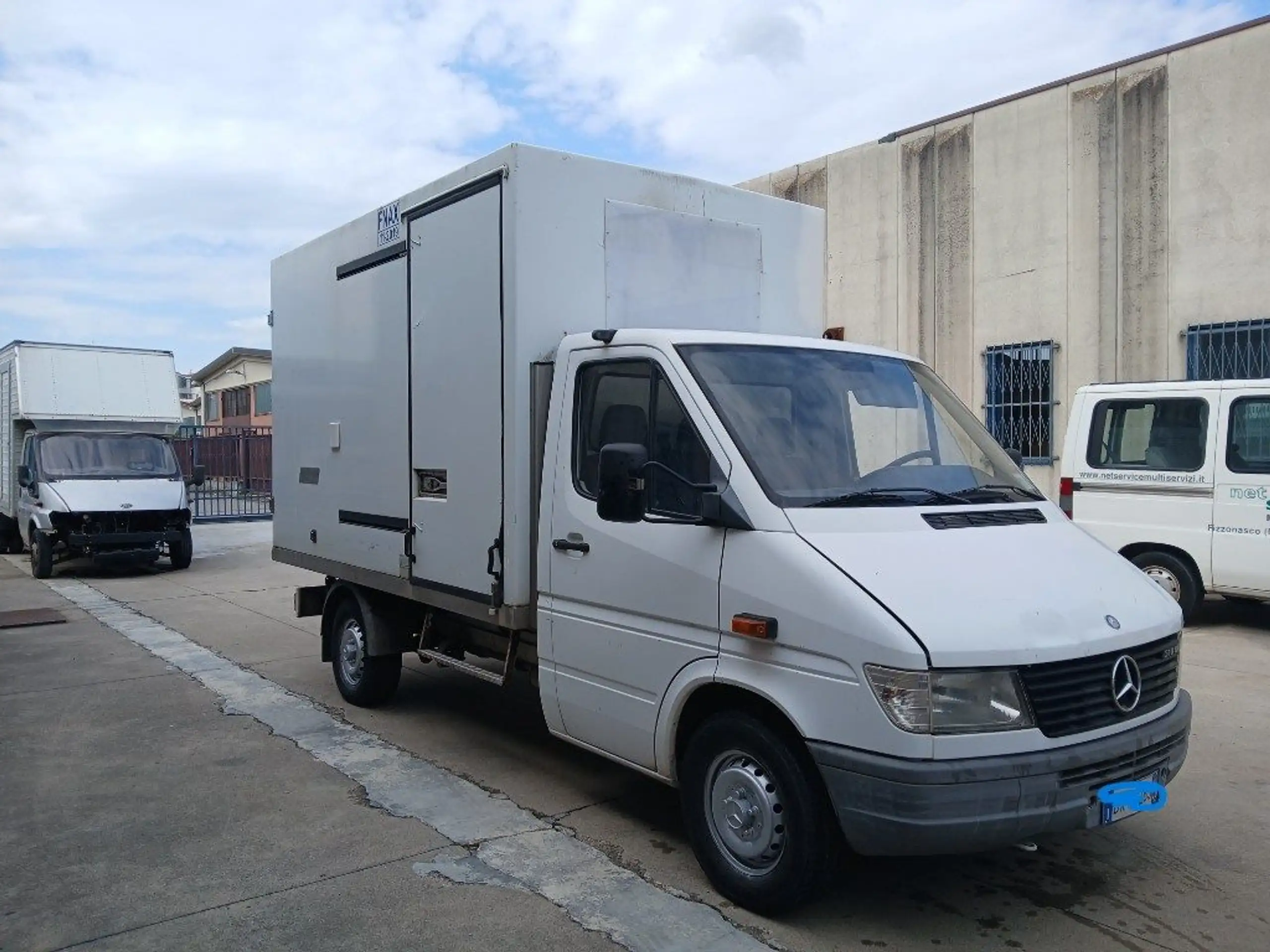 Mercedes-Benz - Sprinter