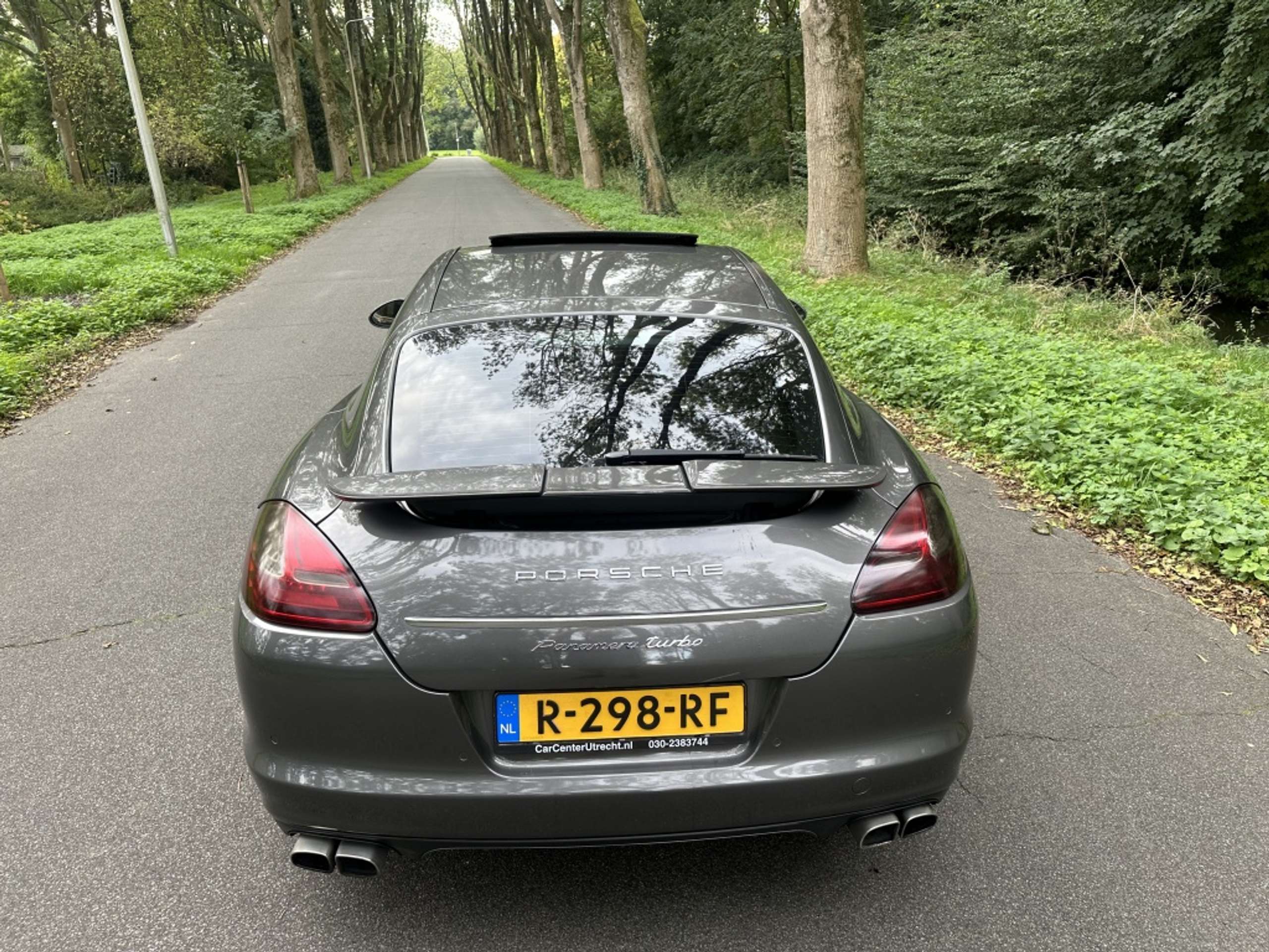 Porsche - Panamera