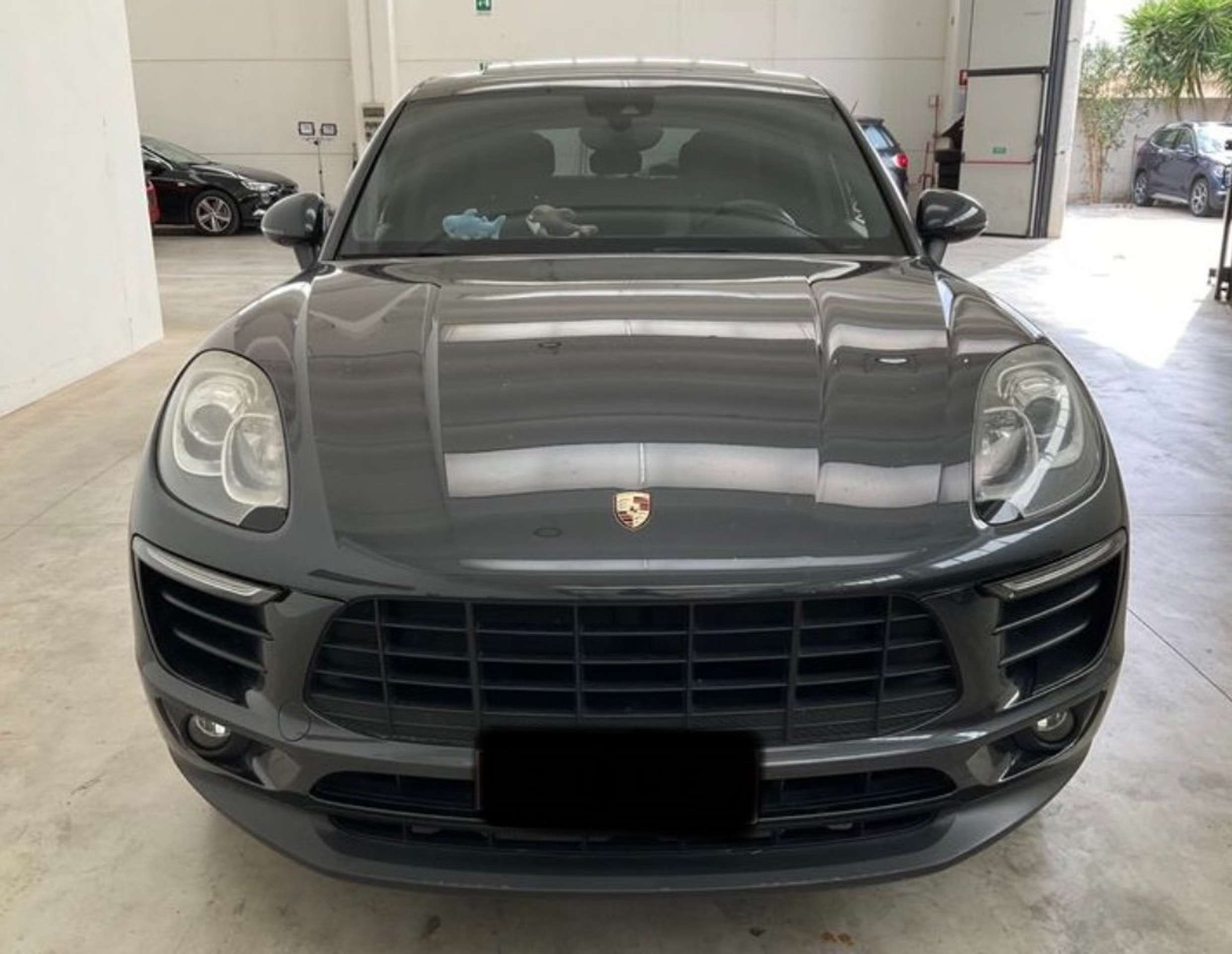 Porsche - Macan