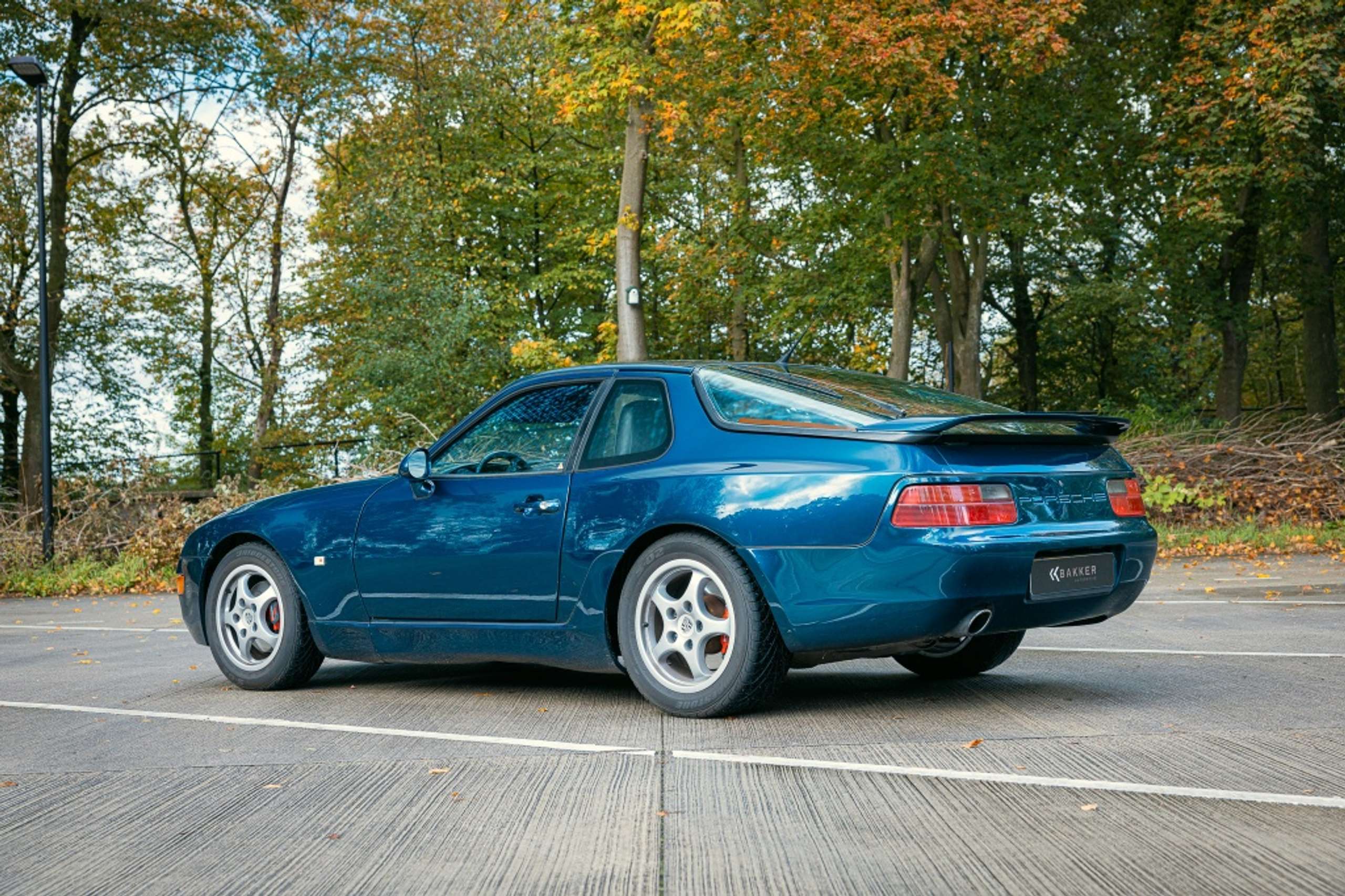 Porsche - 968