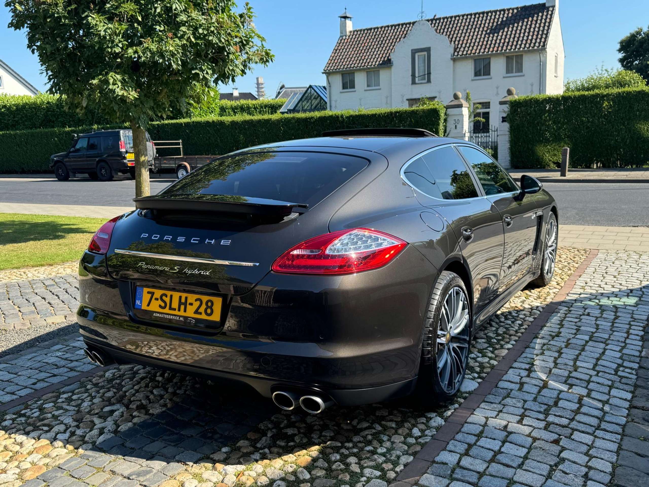 Porsche - Panamera