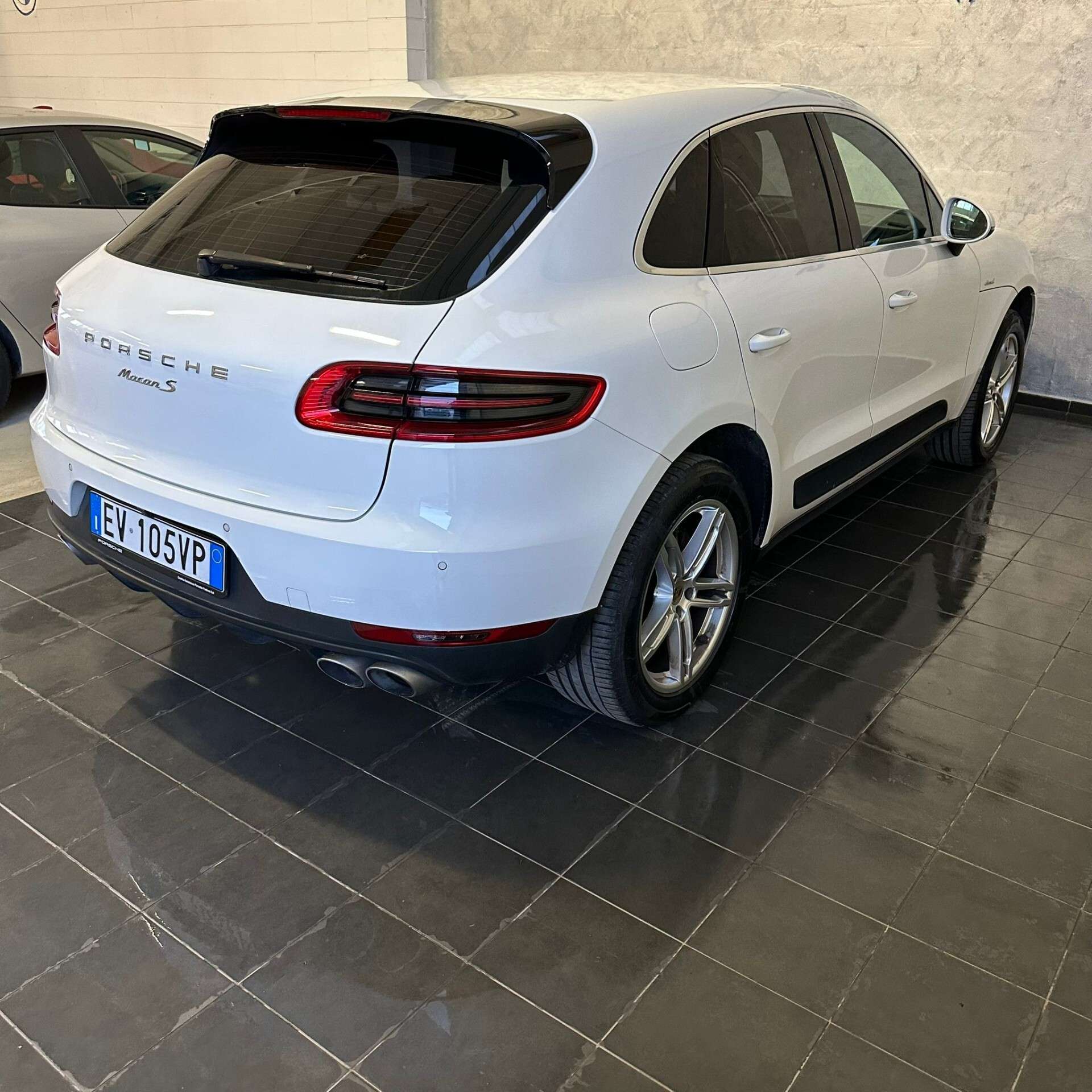 Porsche - Macan