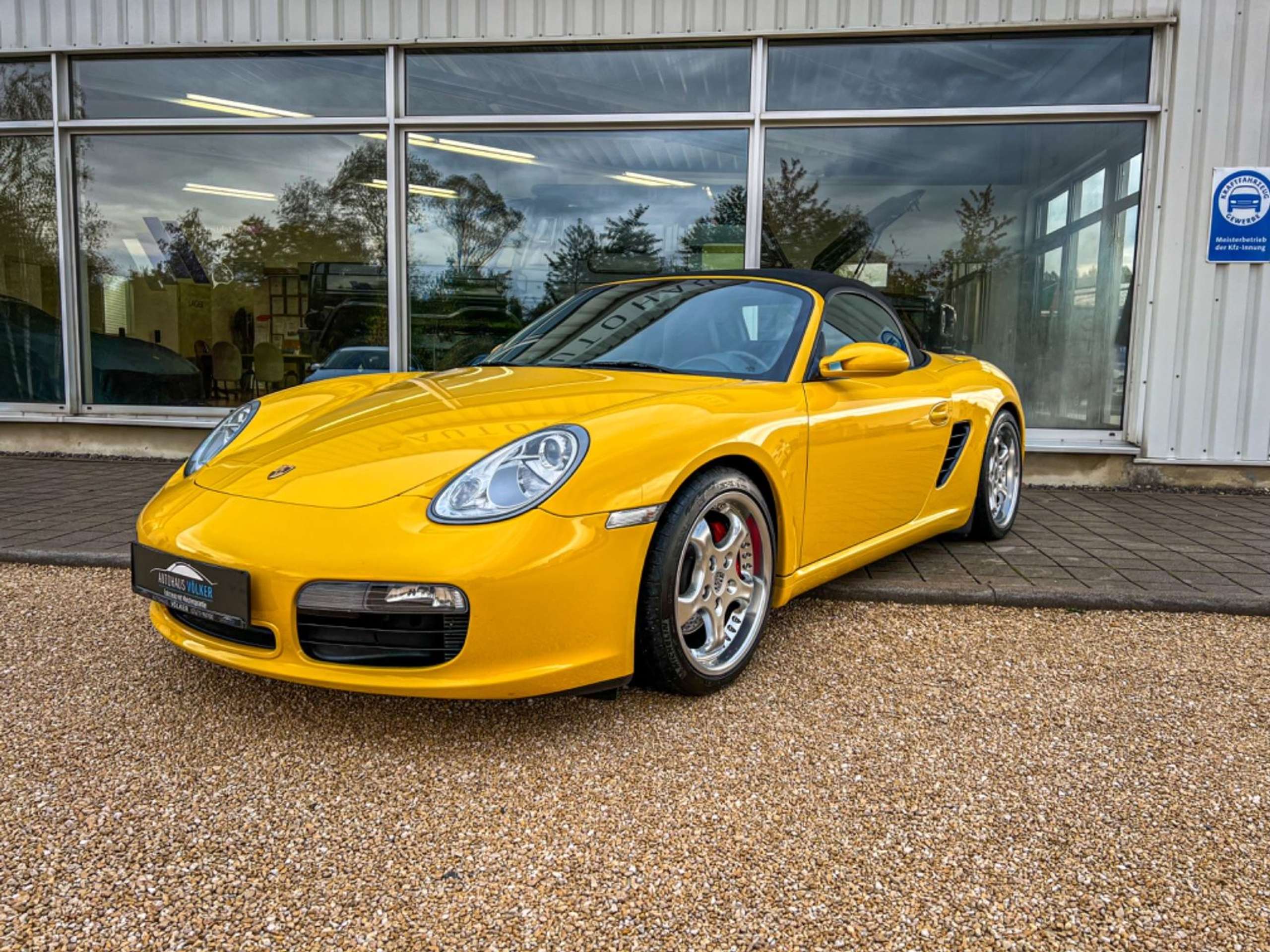 Porsche - Boxster