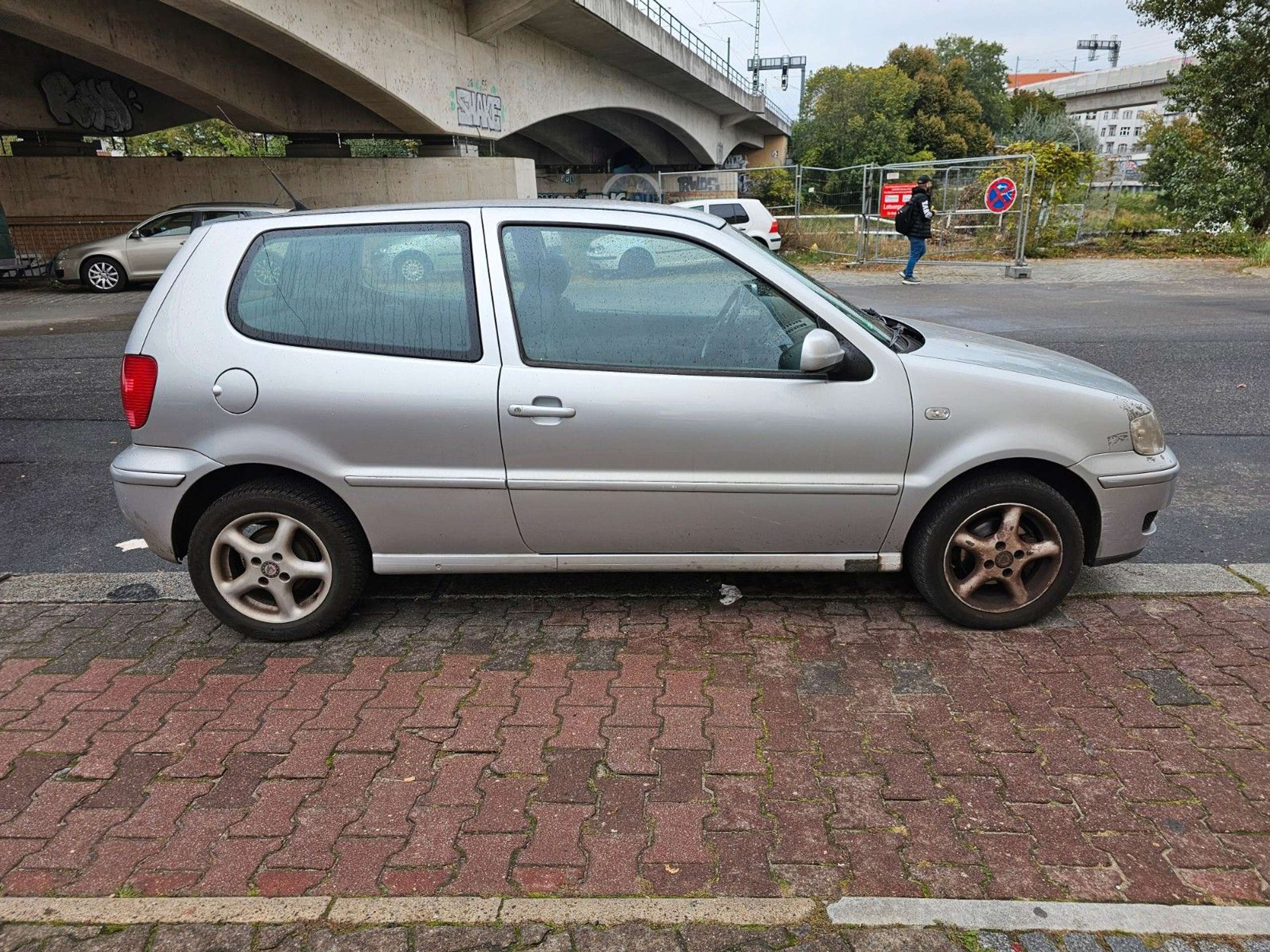 Volkswagen - Polo