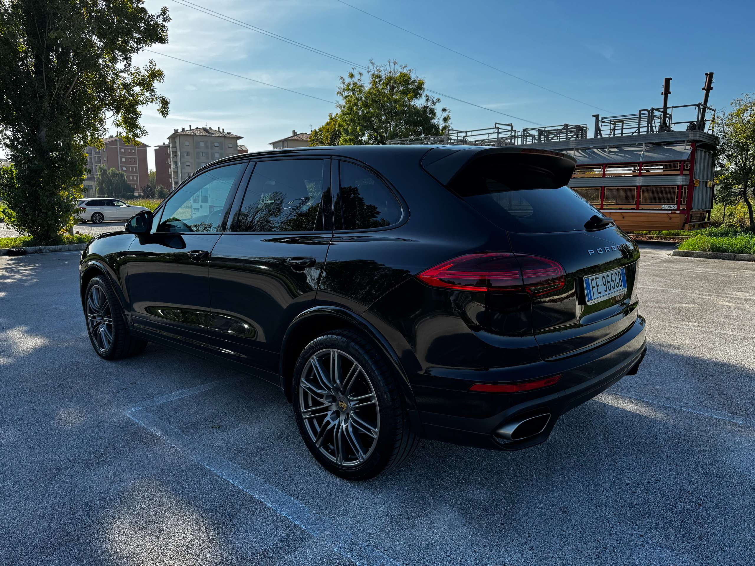 Porsche - Cayenne