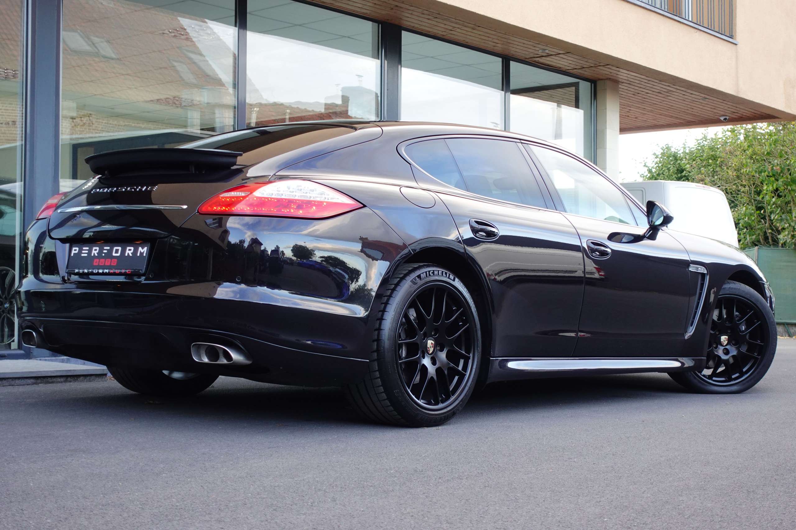 Porsche - Panamera