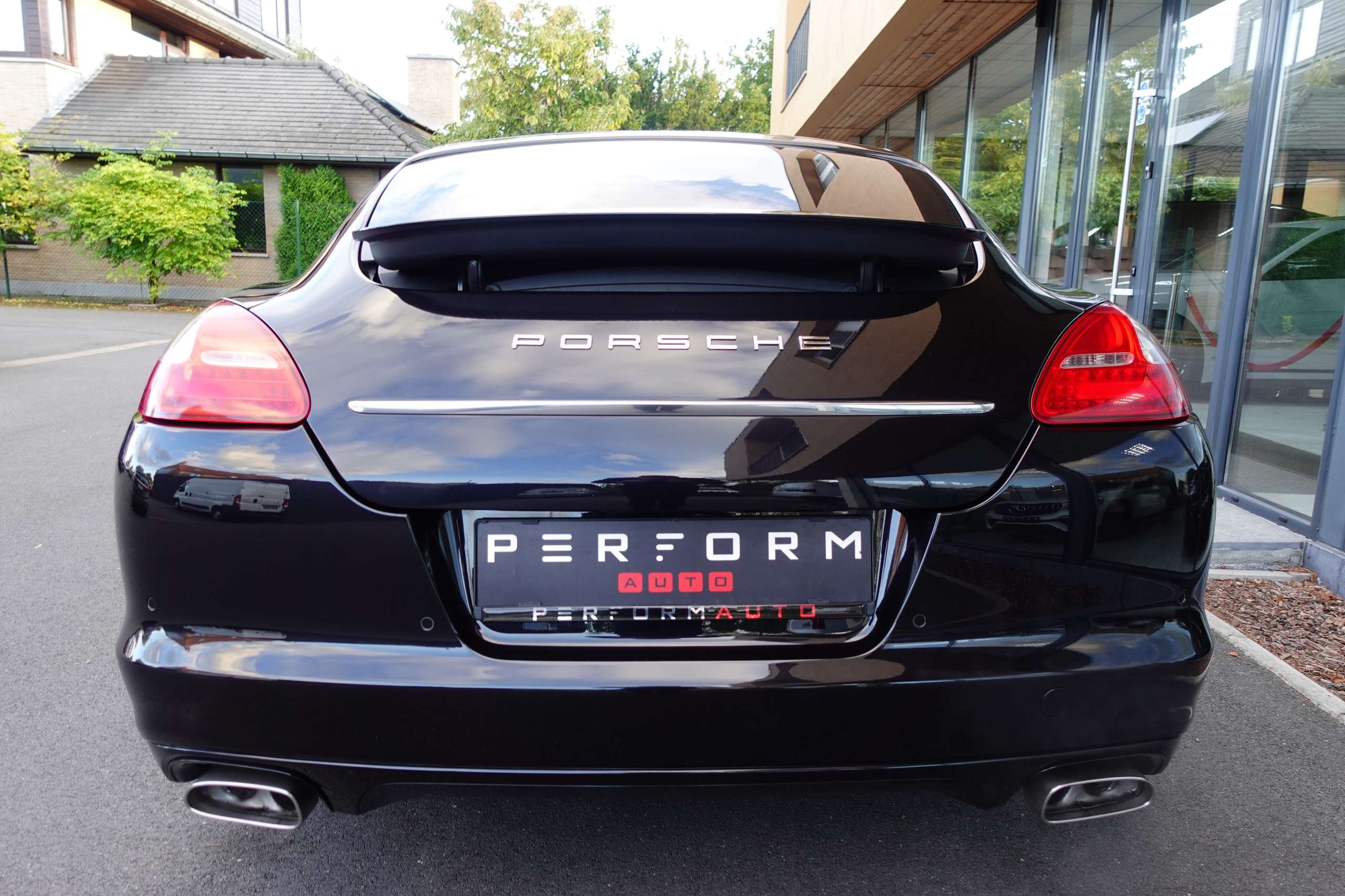 Porsche - Panamera