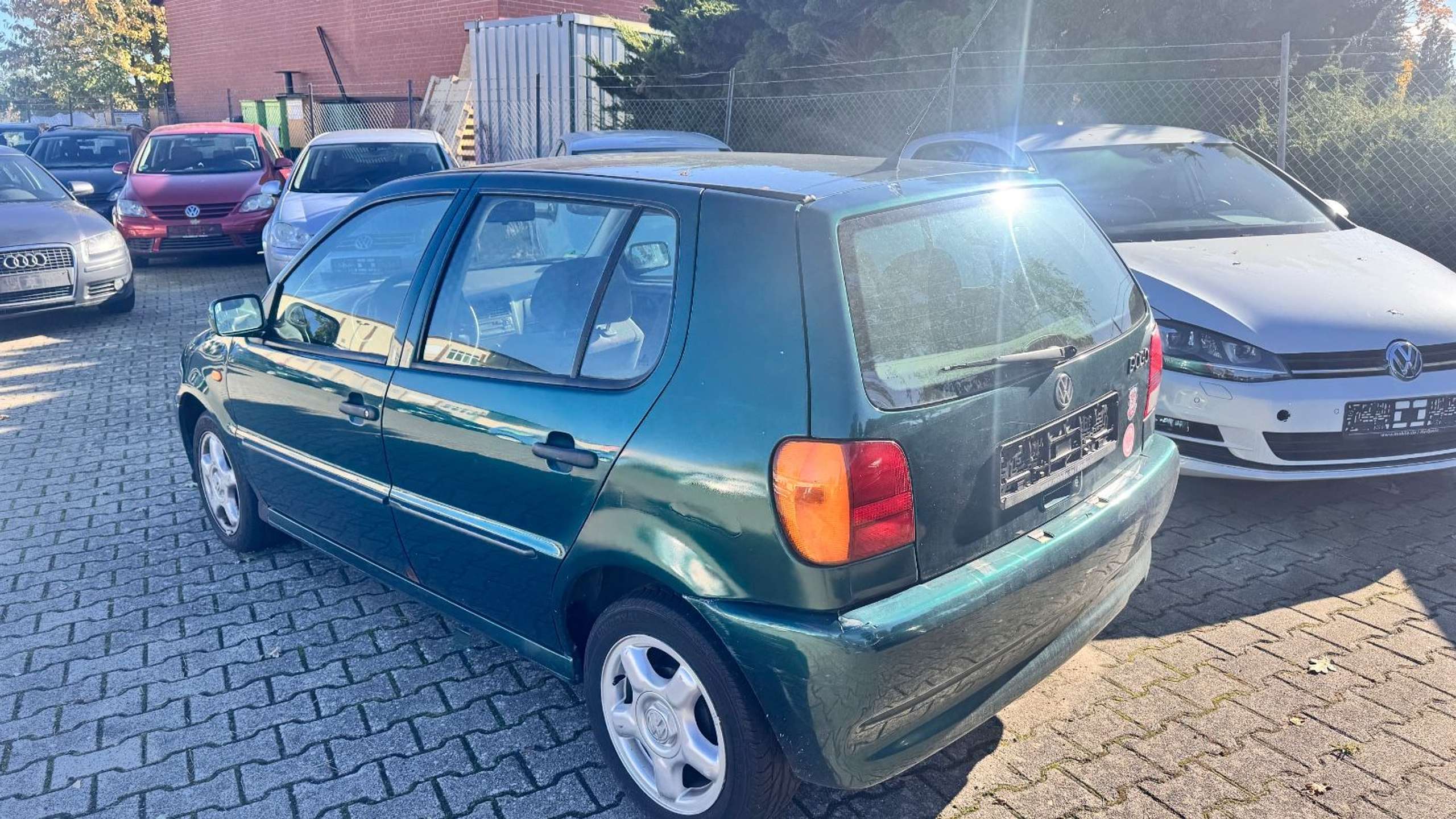 Volkswagen - Polo