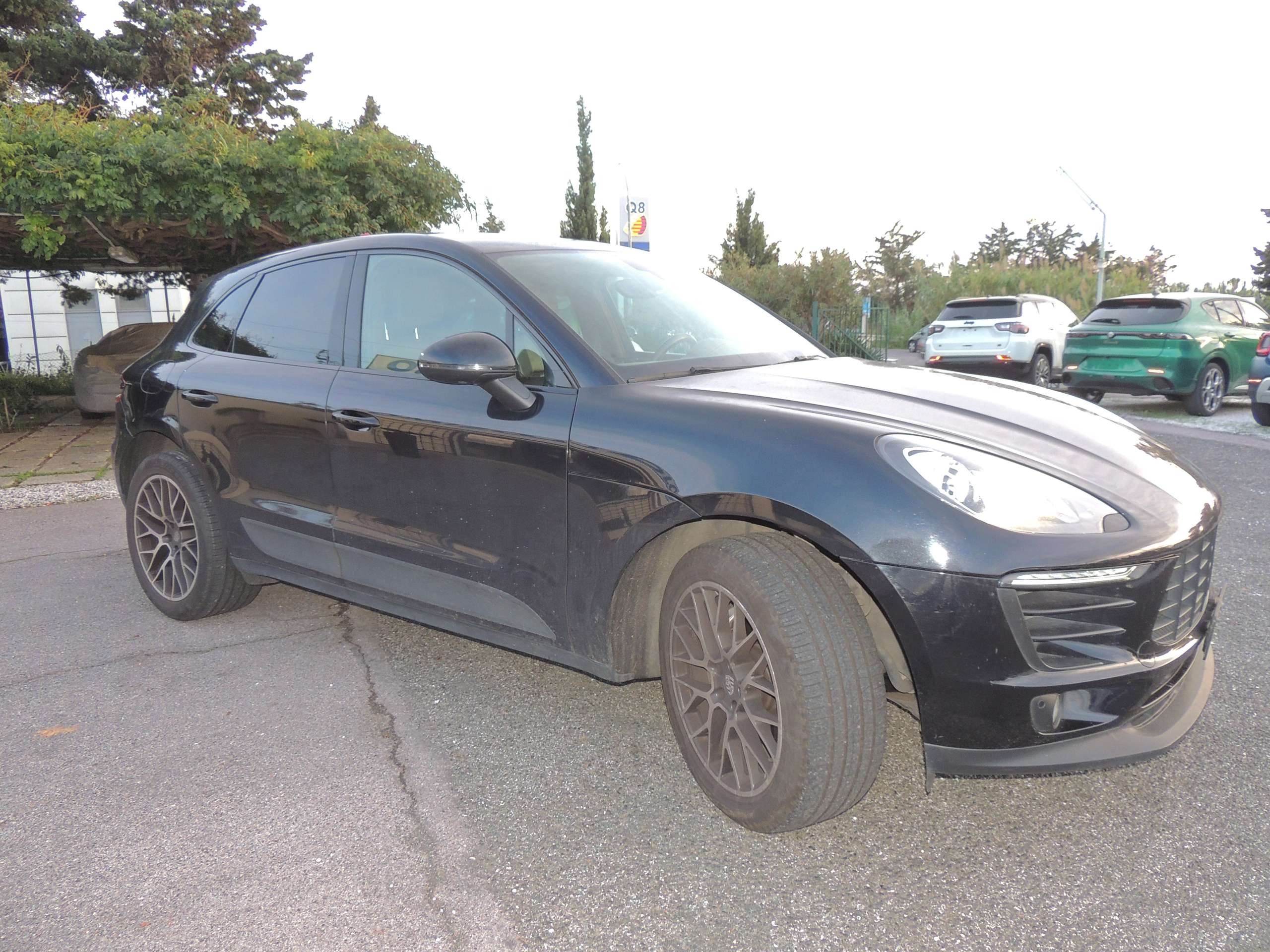 Porsche - Macan