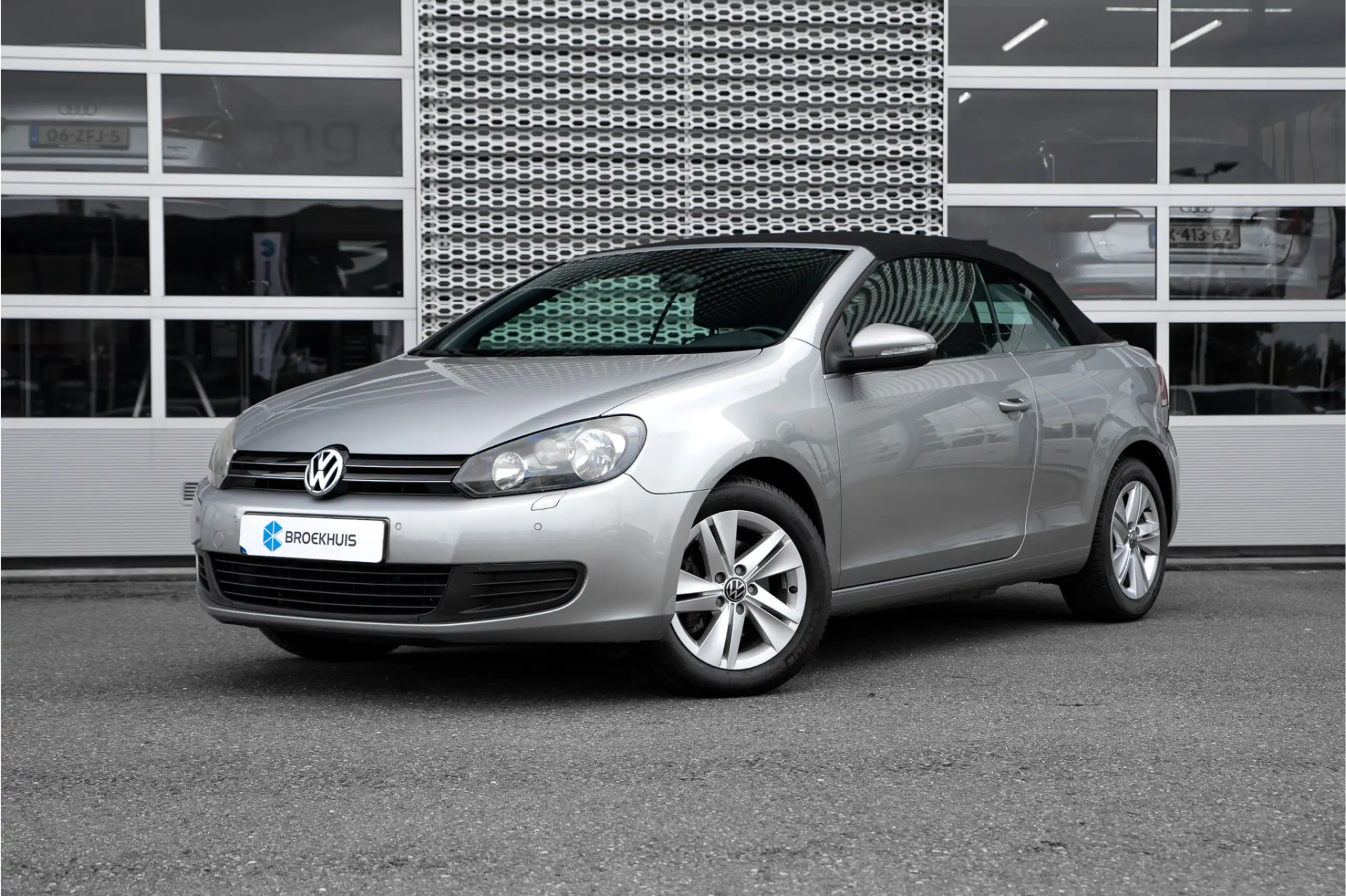 Volkswagen - Golf Cabriolet