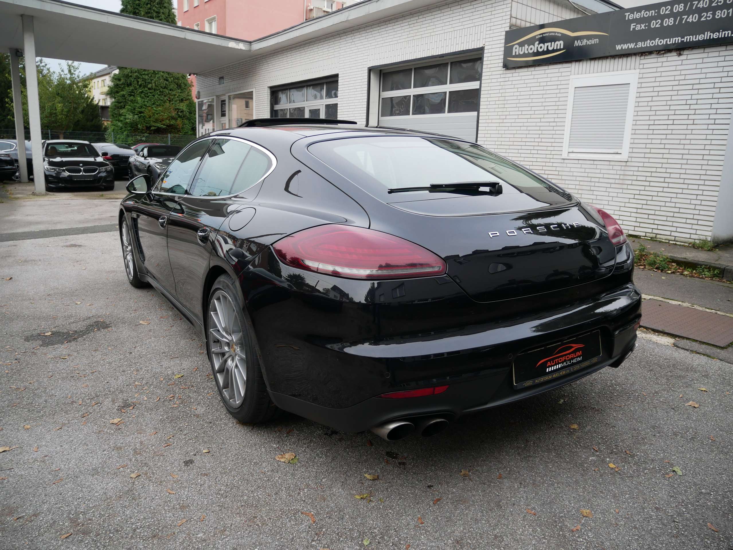 Porsche - Panamera