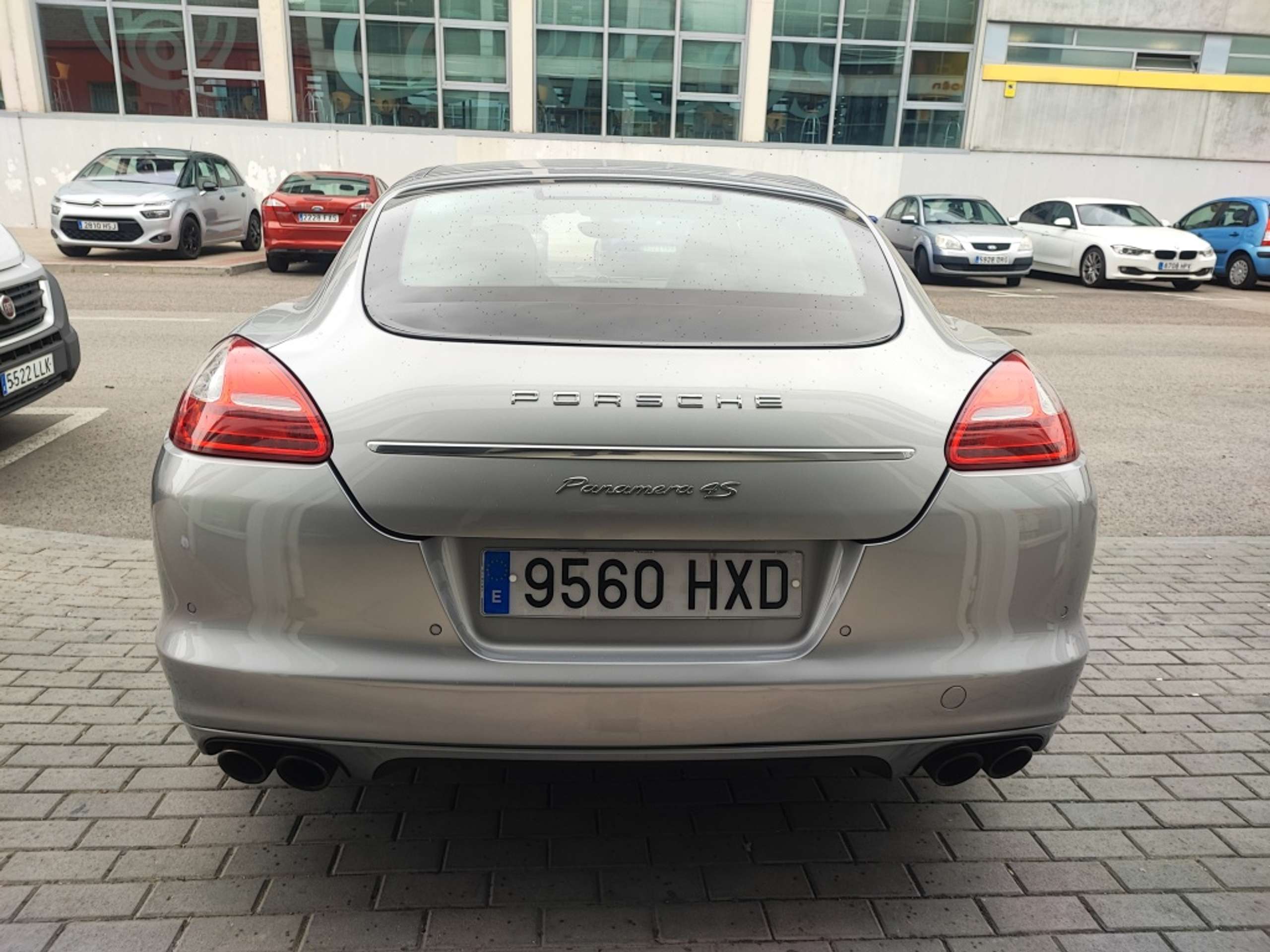 Porsche - Panamera