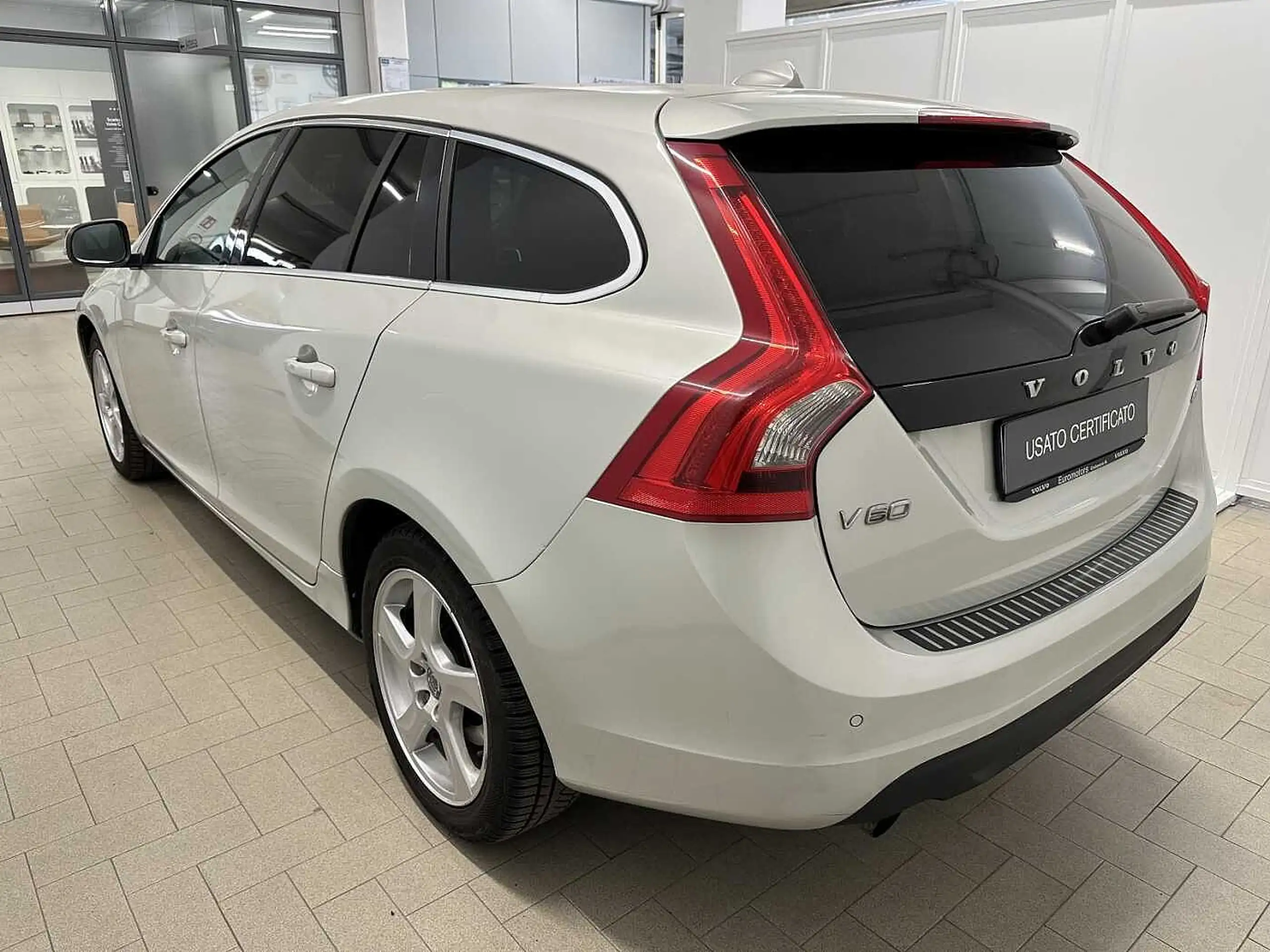 Volvo - V60