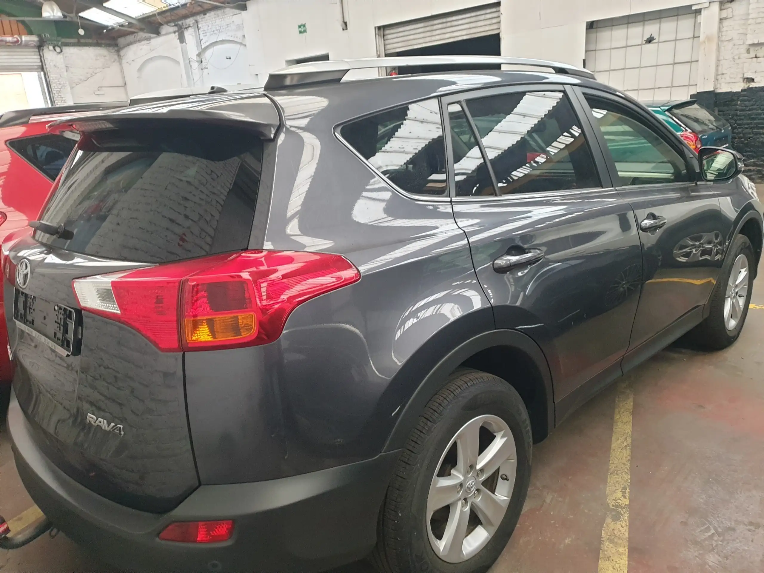 Toyota - RAV 4