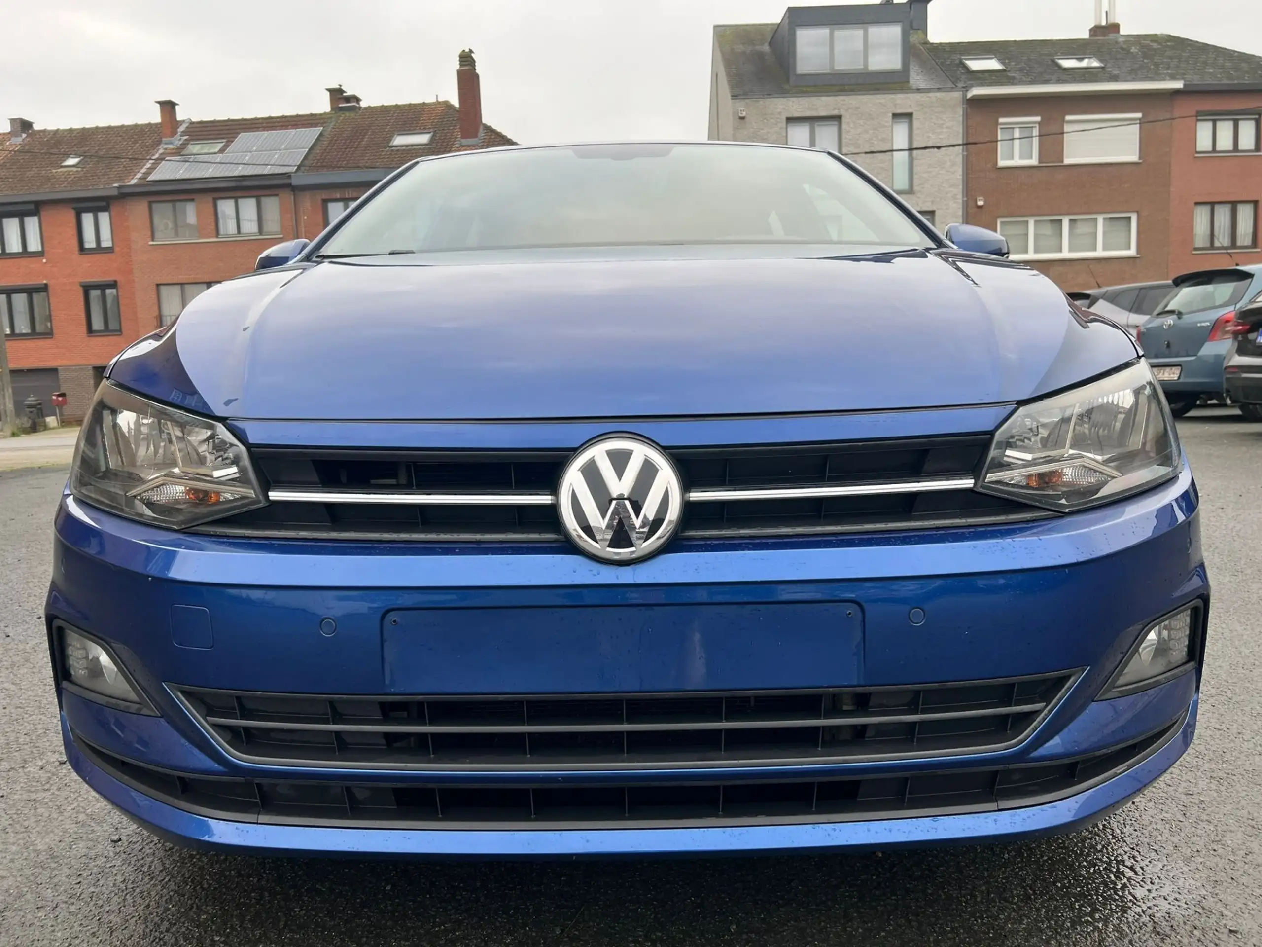 Volkswagen - Polo