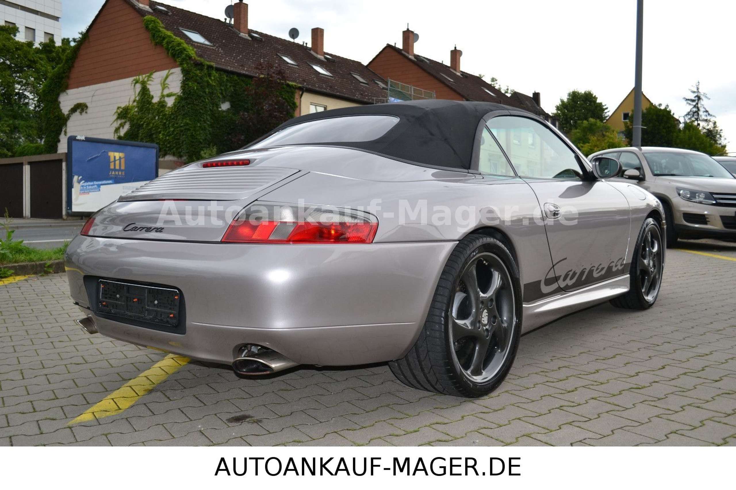 Porsche - 996