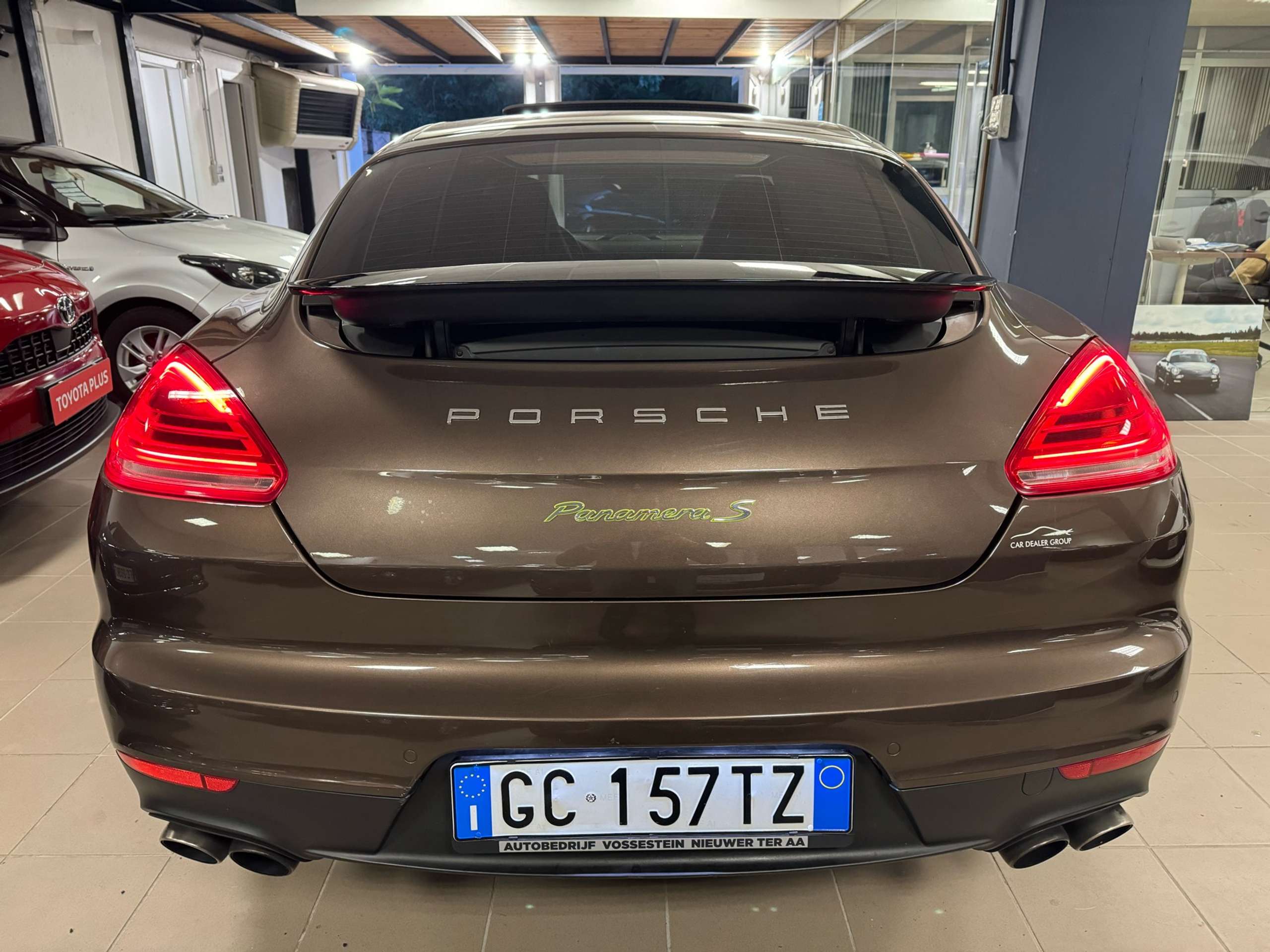 Porsche - Panamera