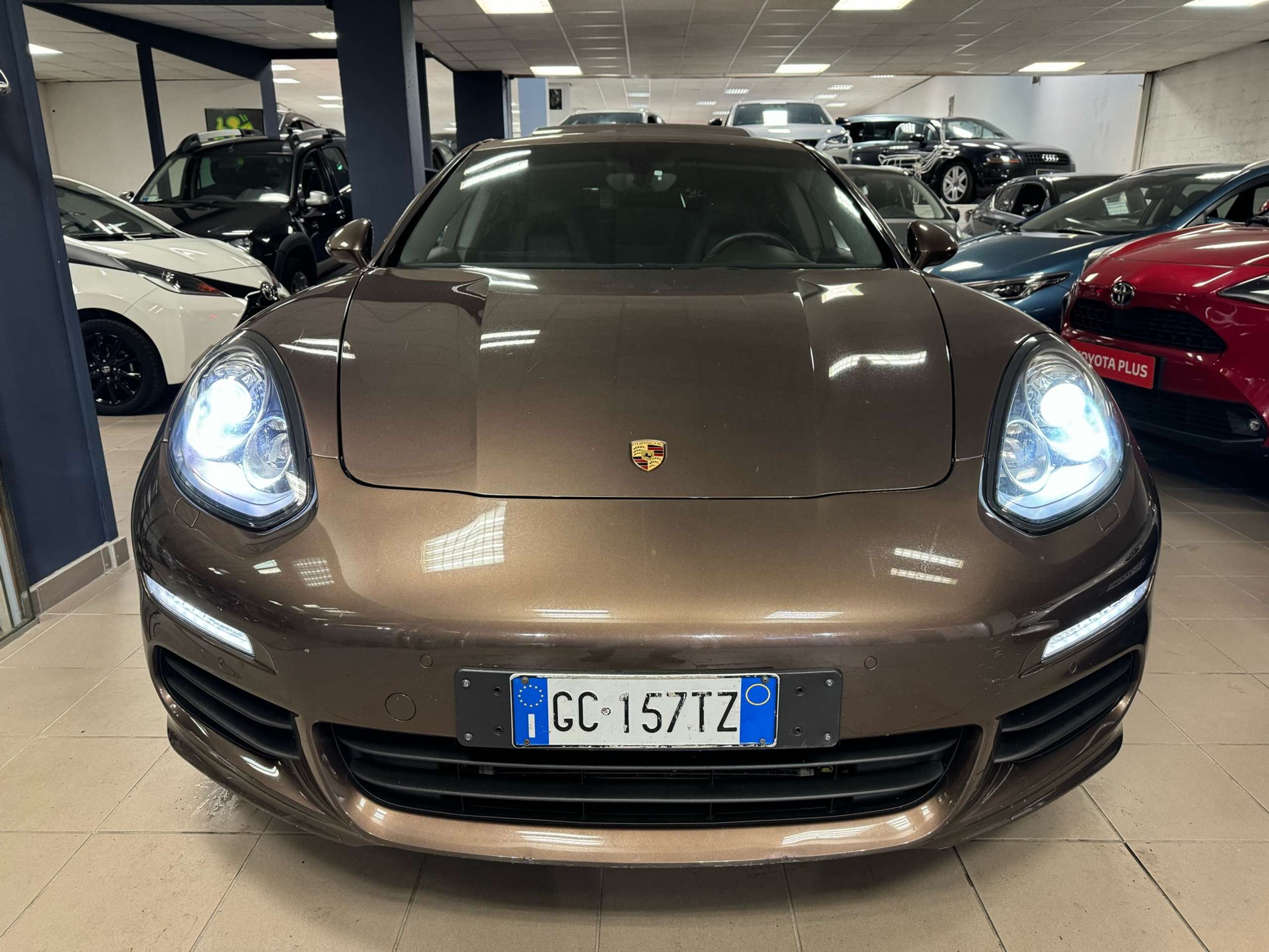 Porsche - Panamera