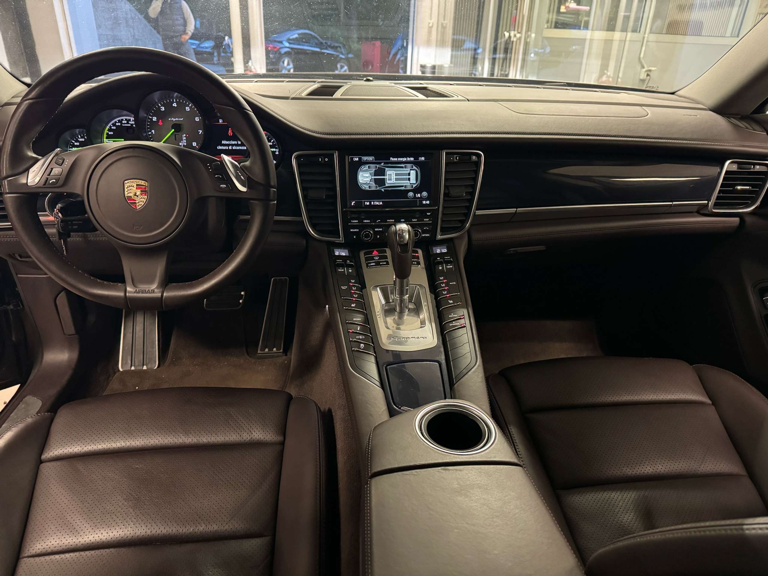 Porsche - Panamera