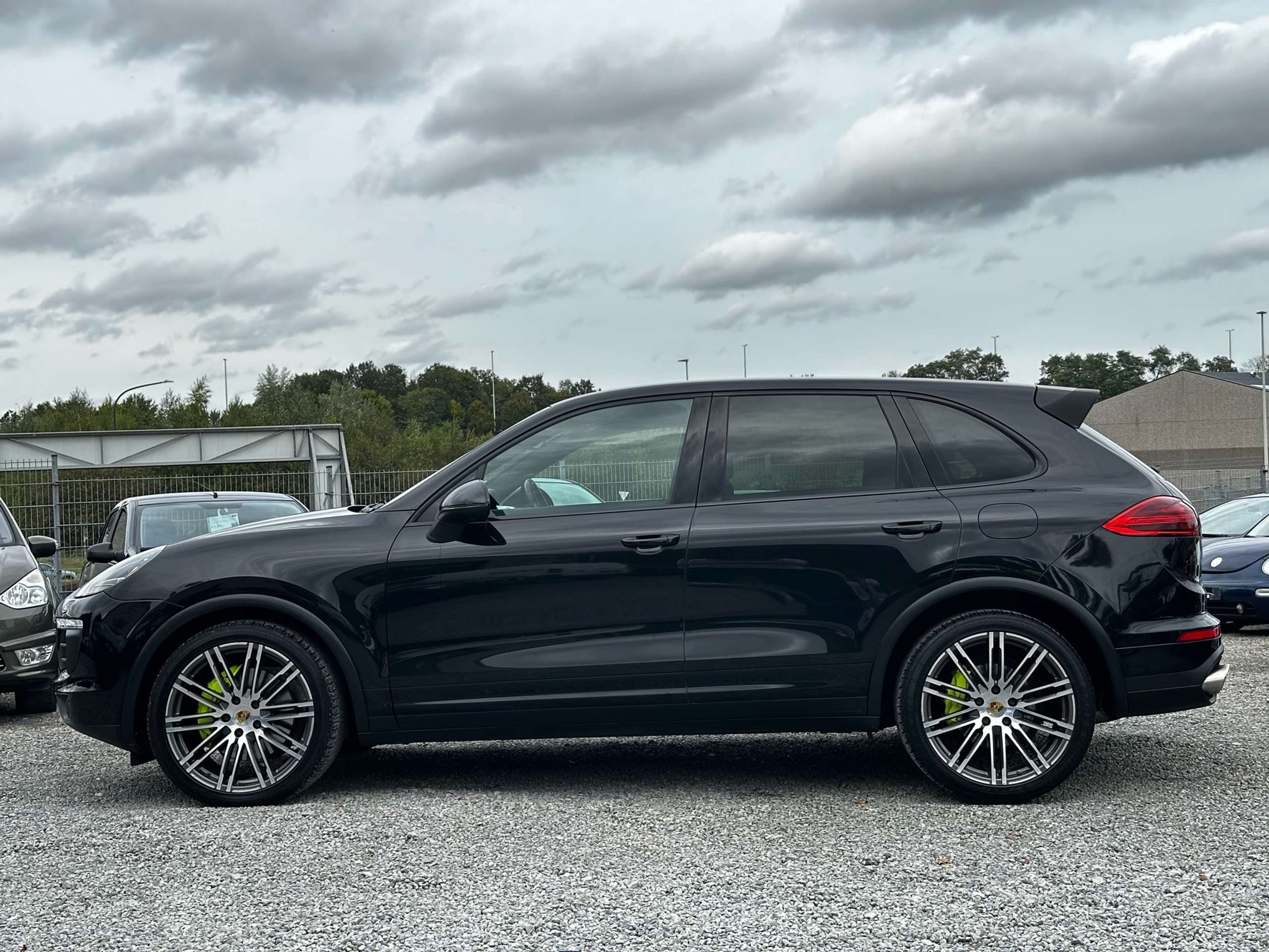 Porsche - Cayenne