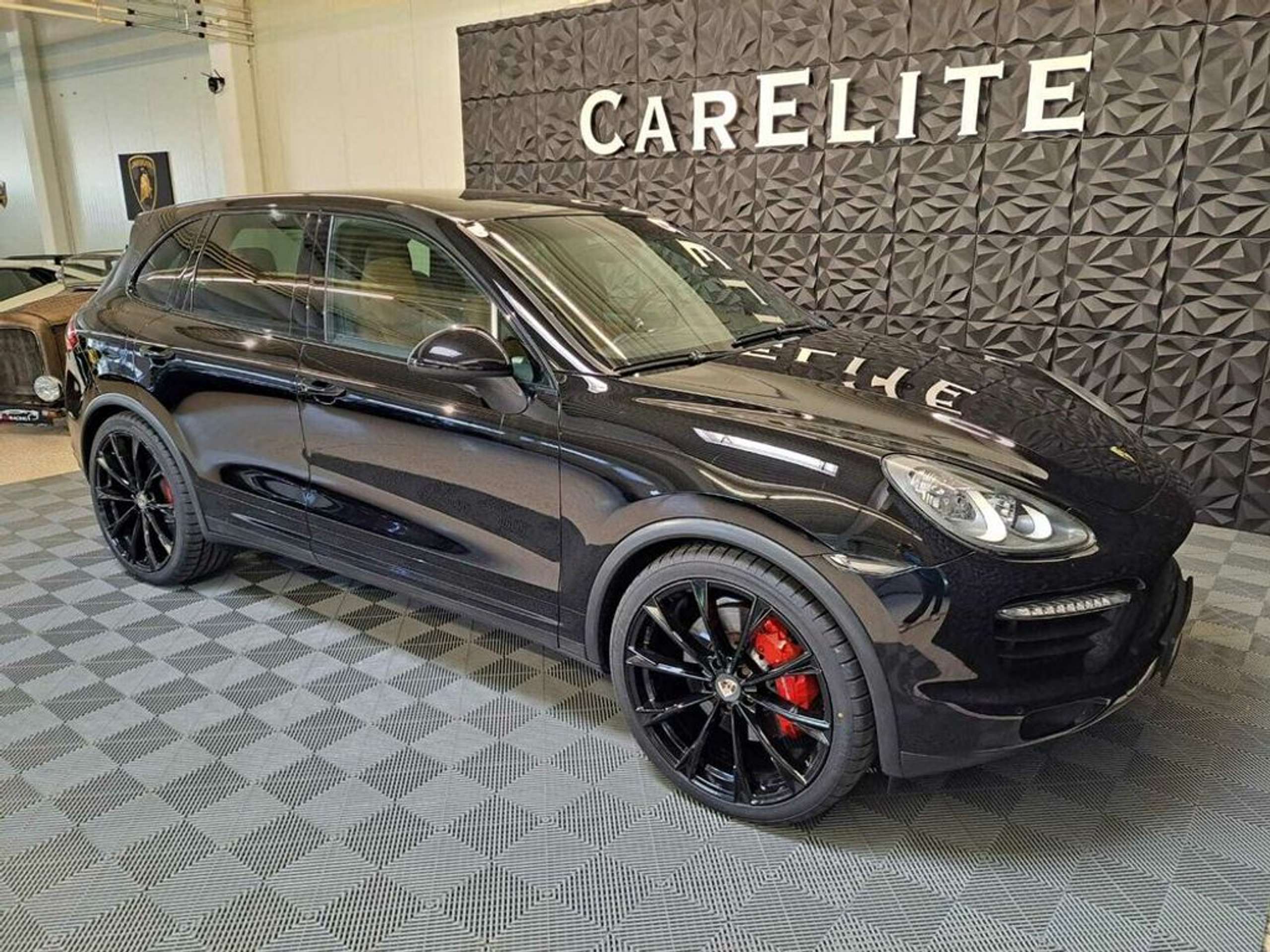 Porsche - Cayenne