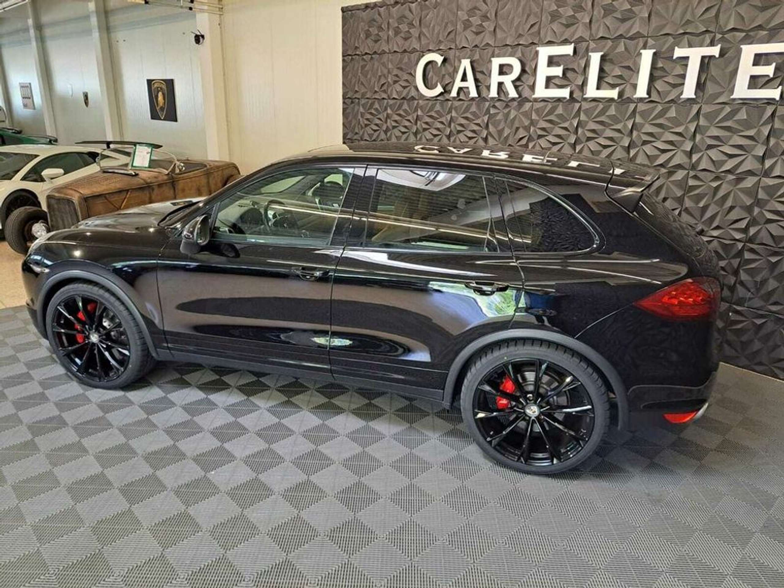 Porsche - Cayenne