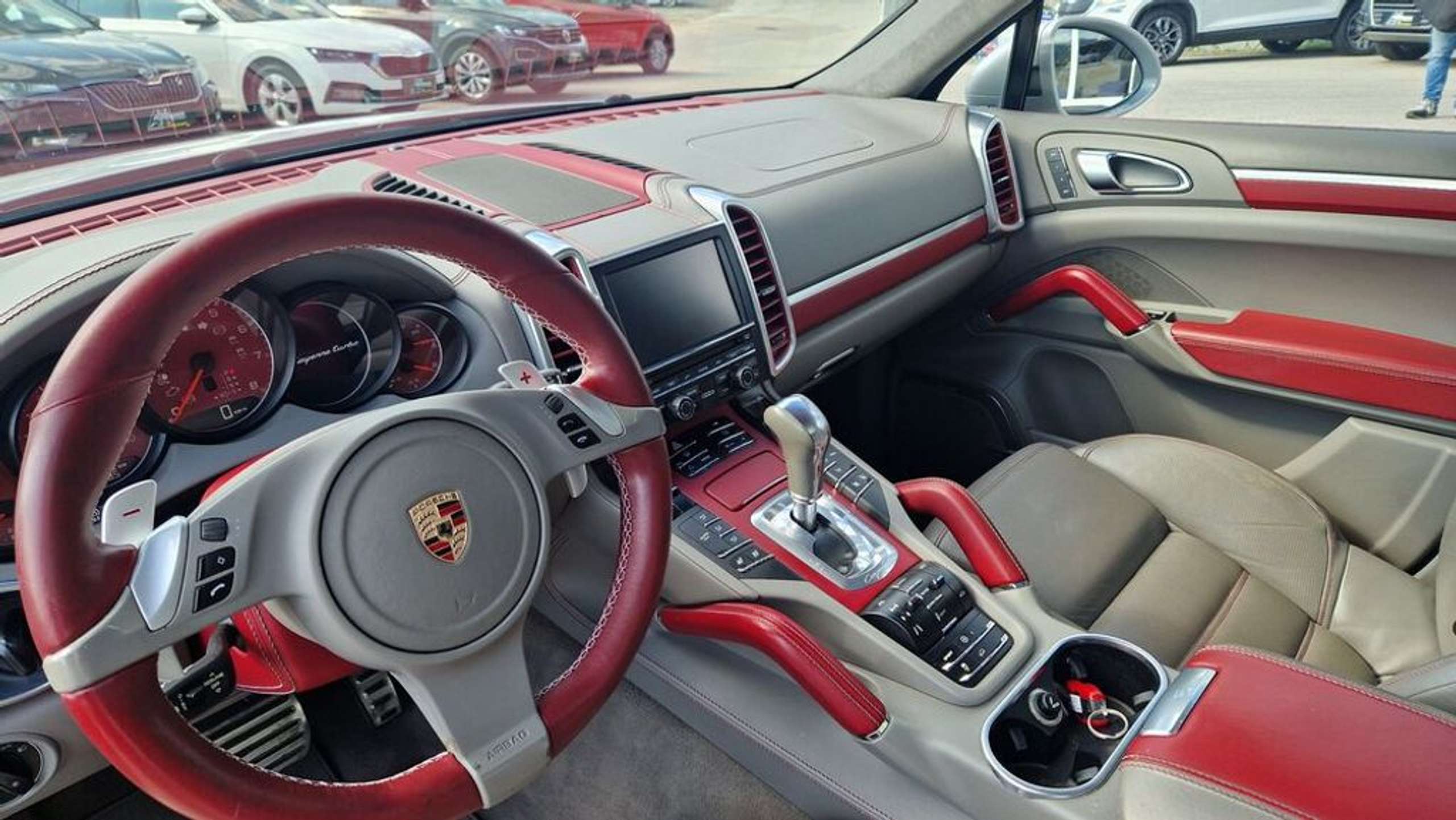 Porsche - Cayenne