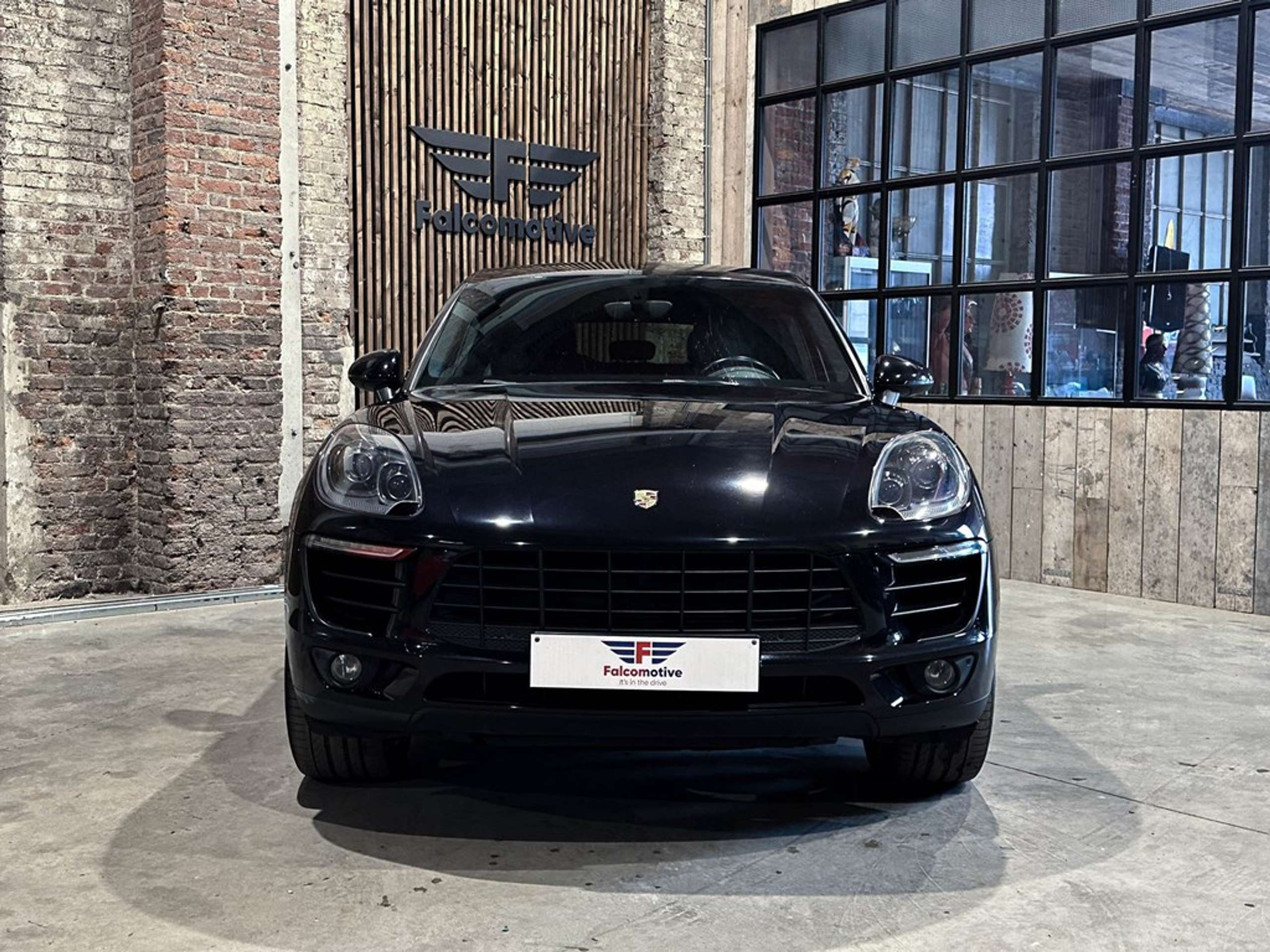 Porsche - Macan