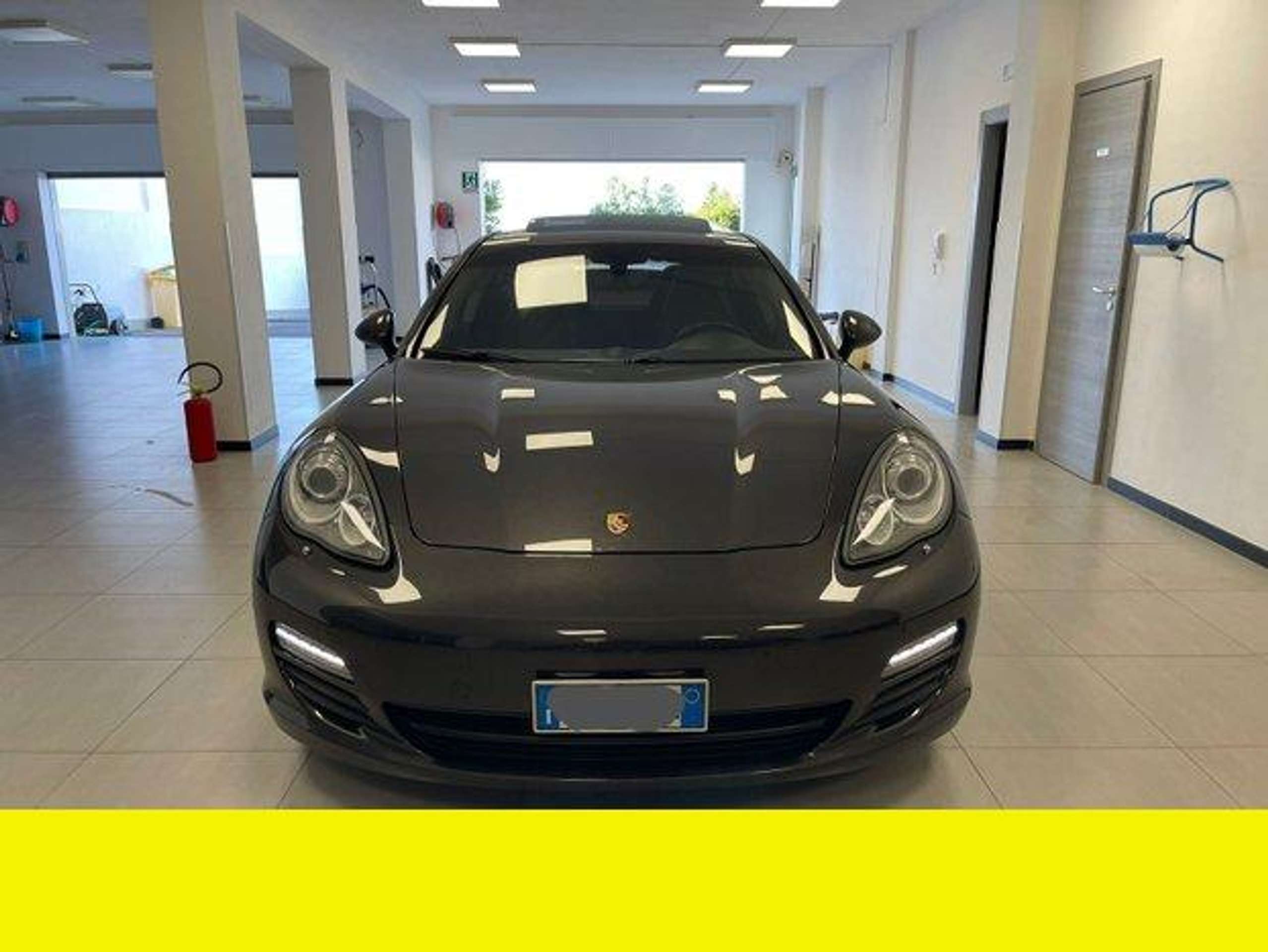 Porsche - Panamera