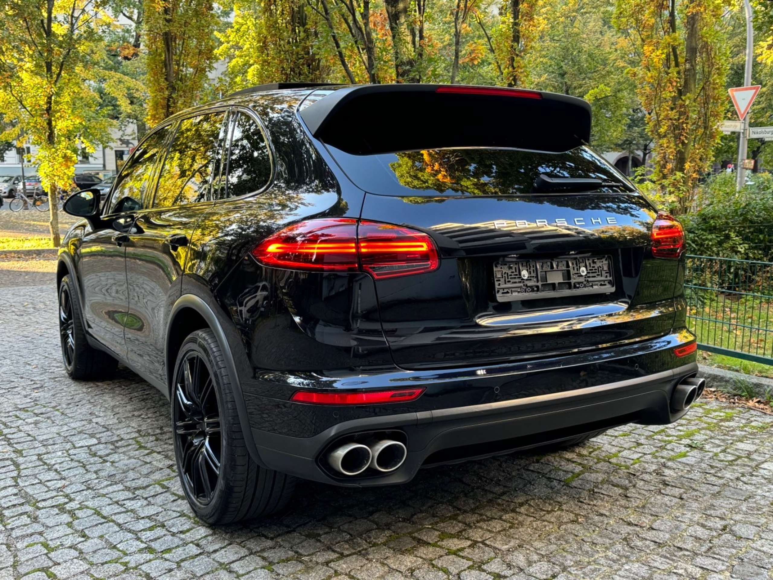 Porsche - Cayenne