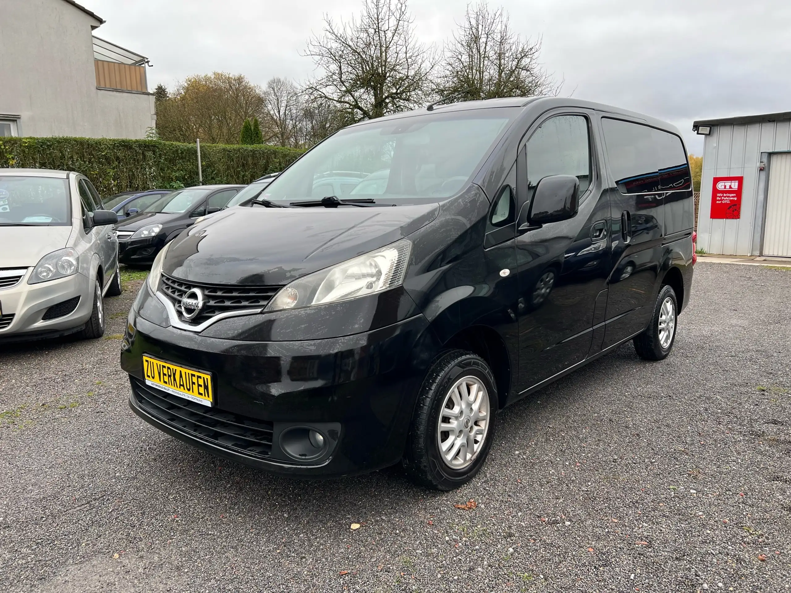 Nissan - NV200