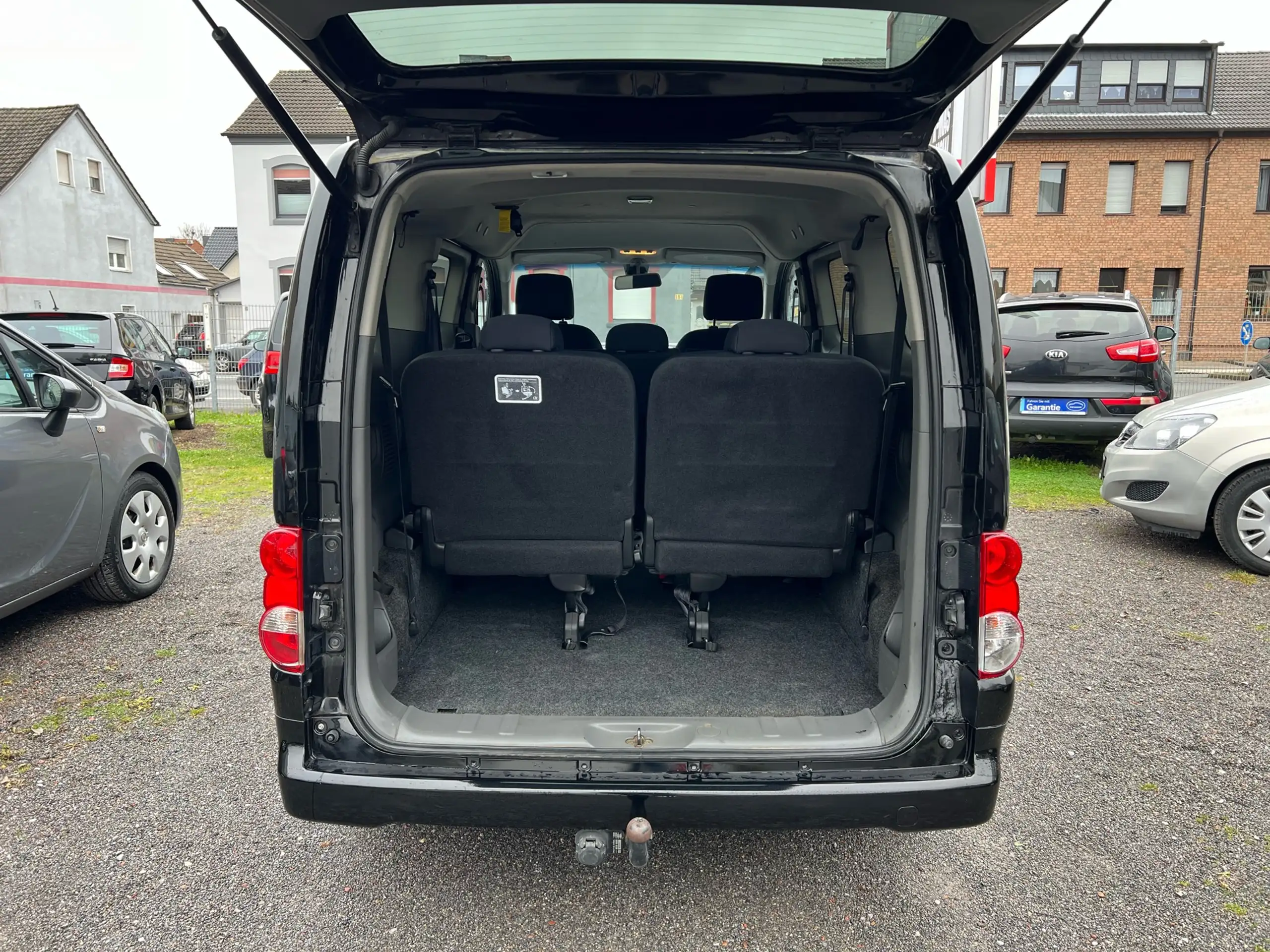 Nissan - NV200