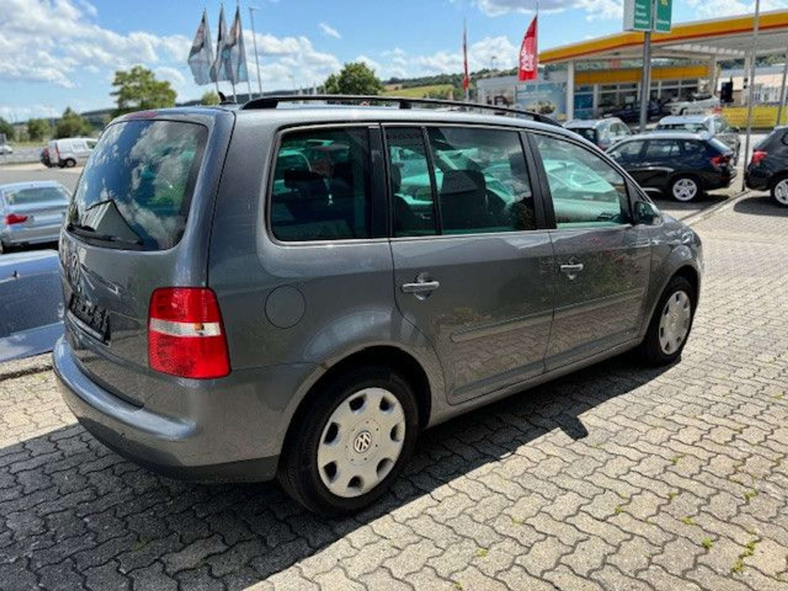 Volkswagen - Touran