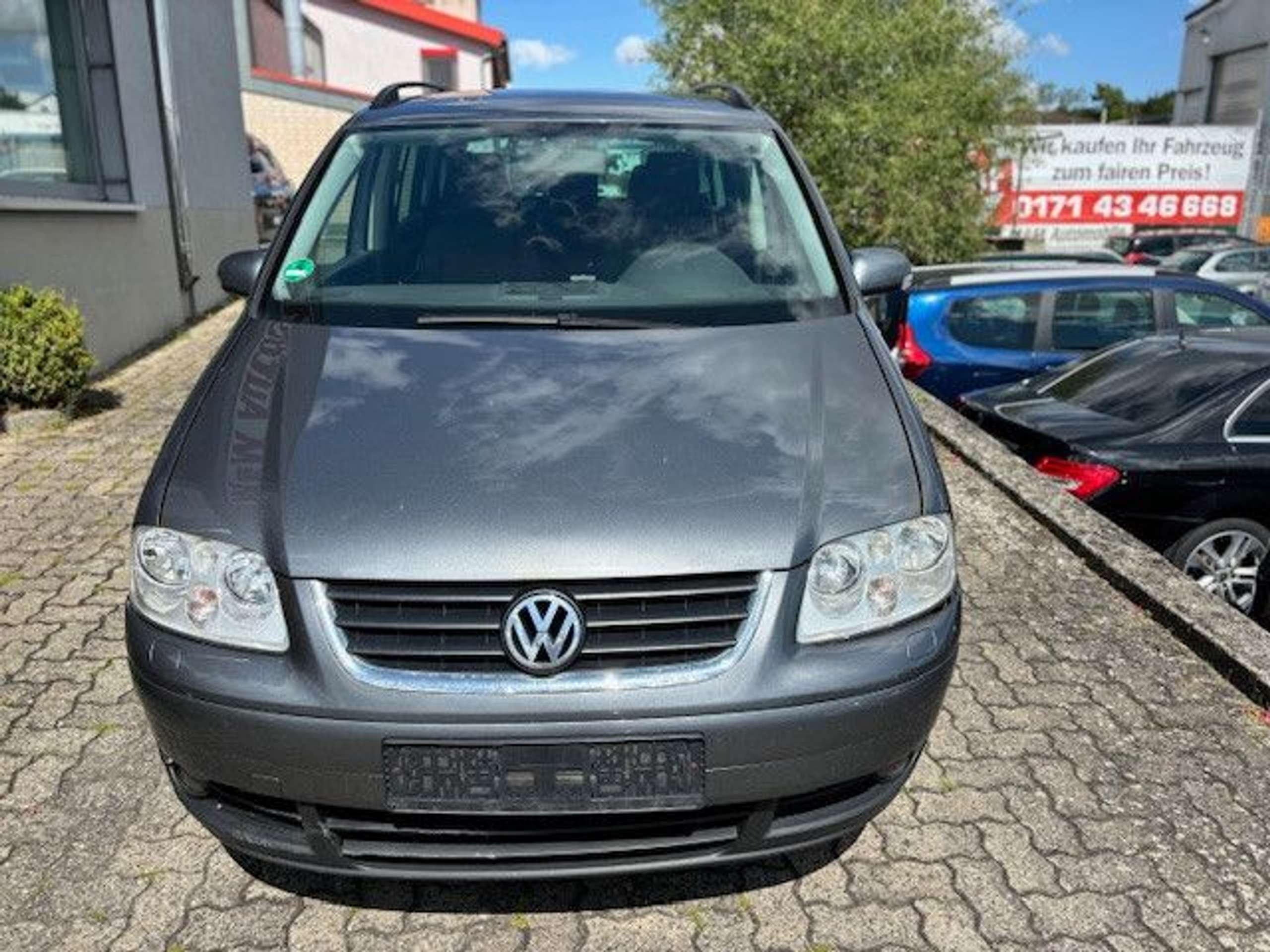 Volkswagen - Touran