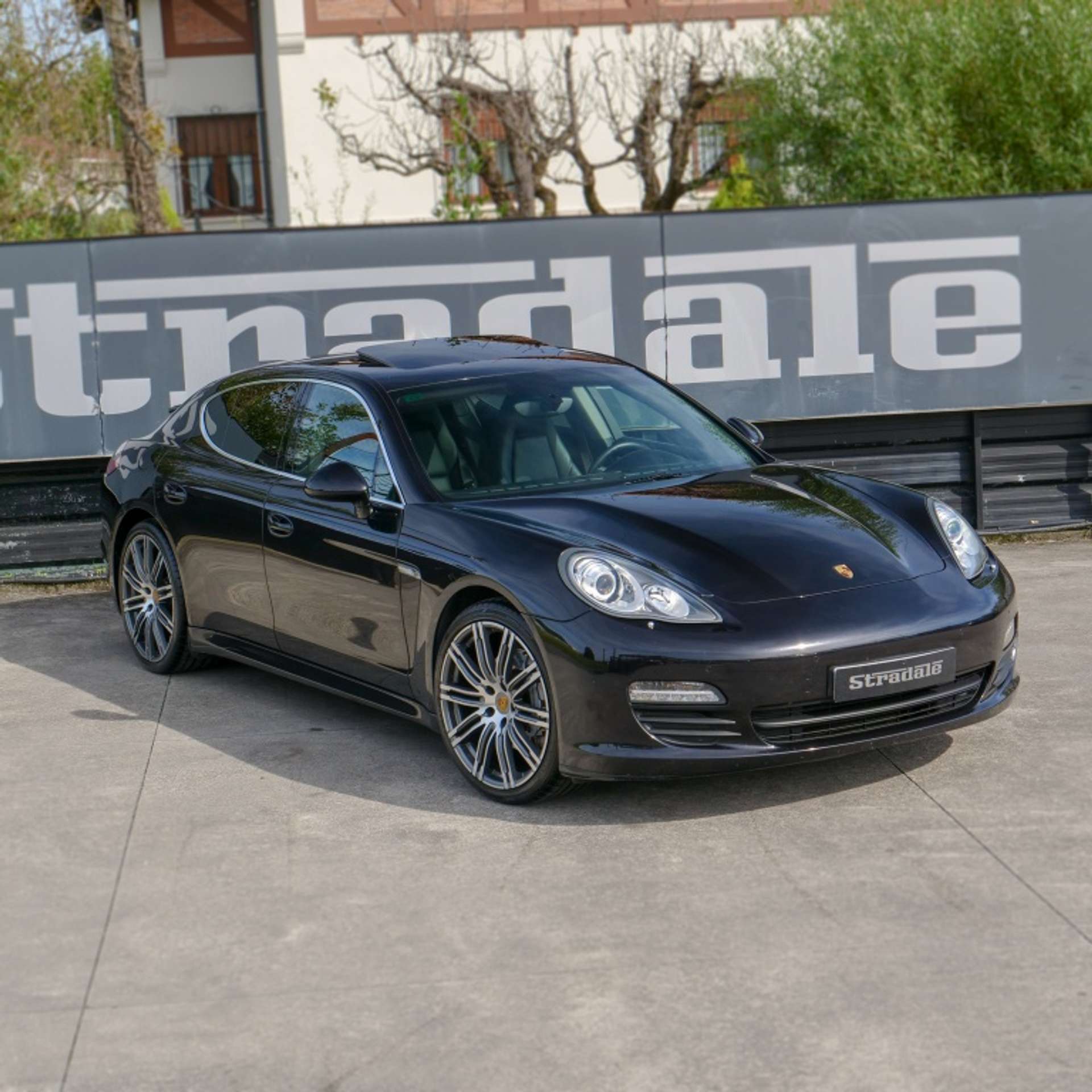 Porsche - Panamera