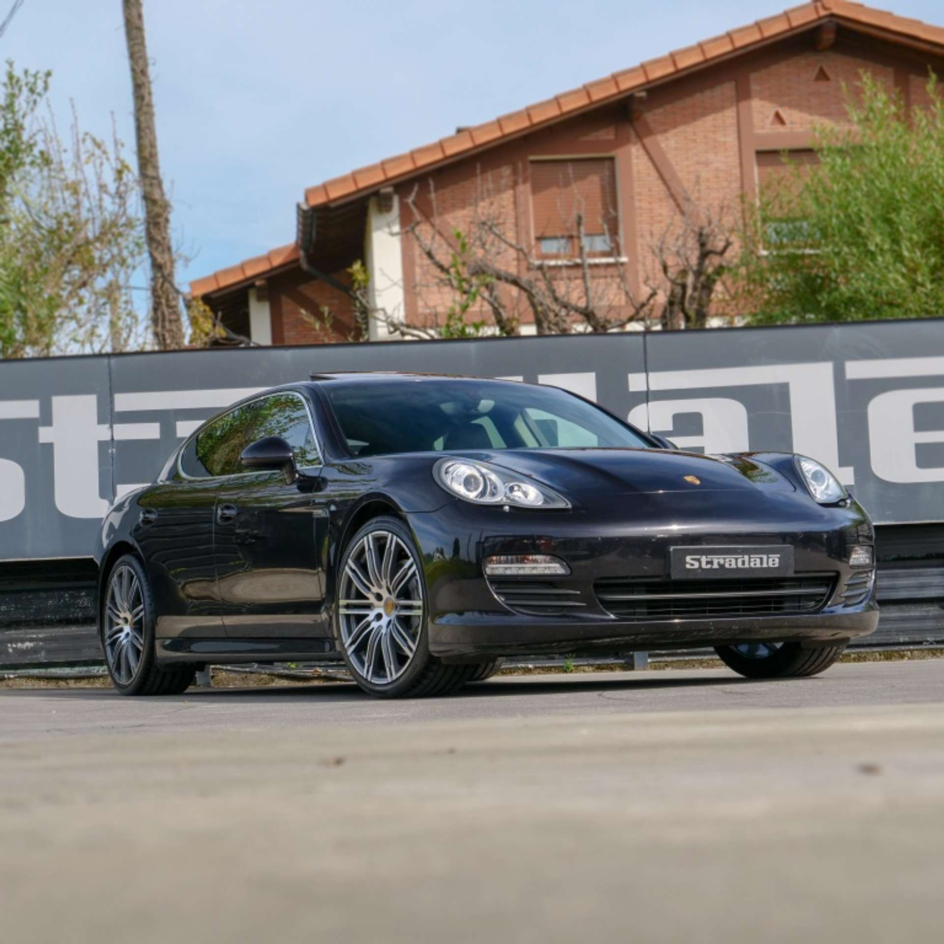 Porsche - Panamera