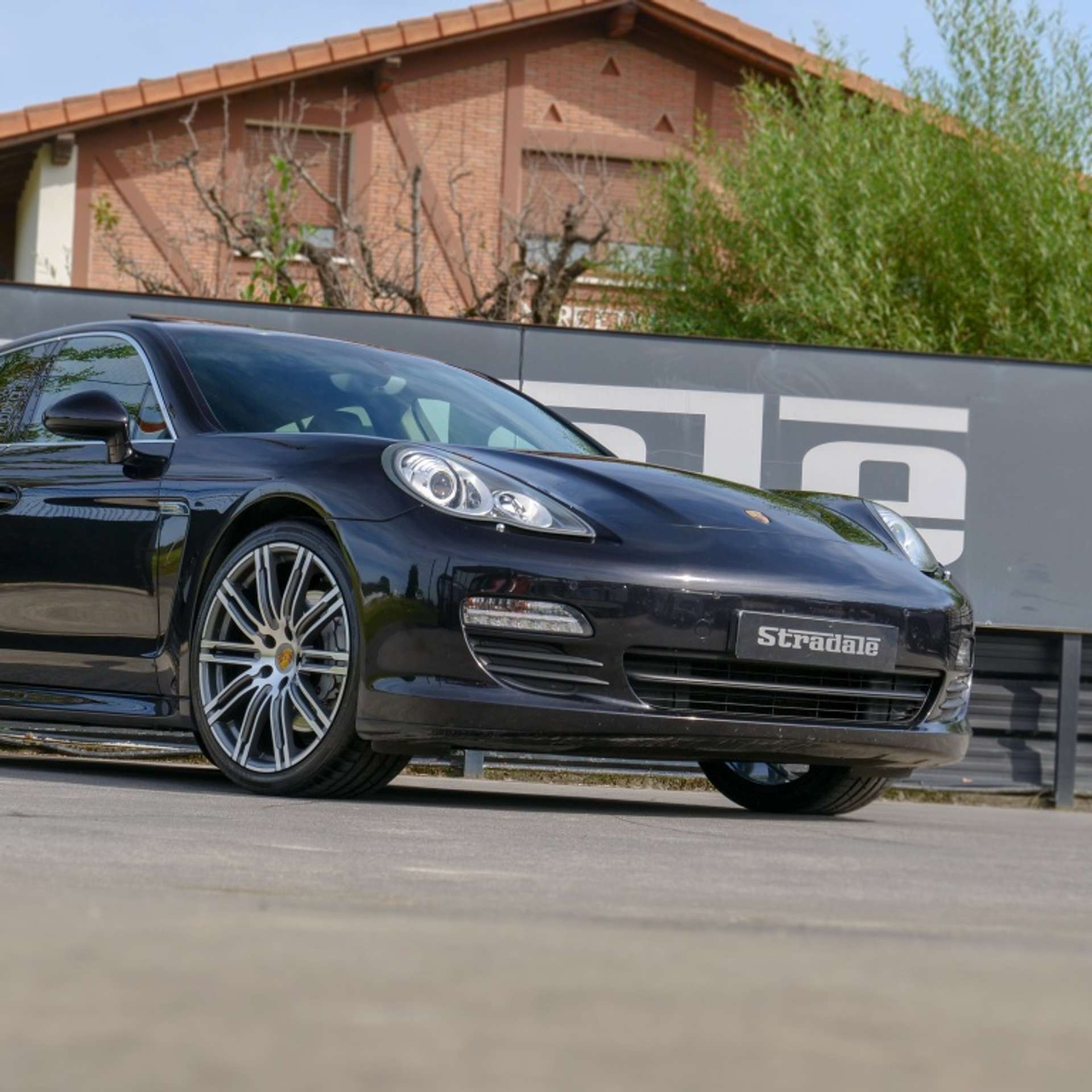 Porsche - Panamera