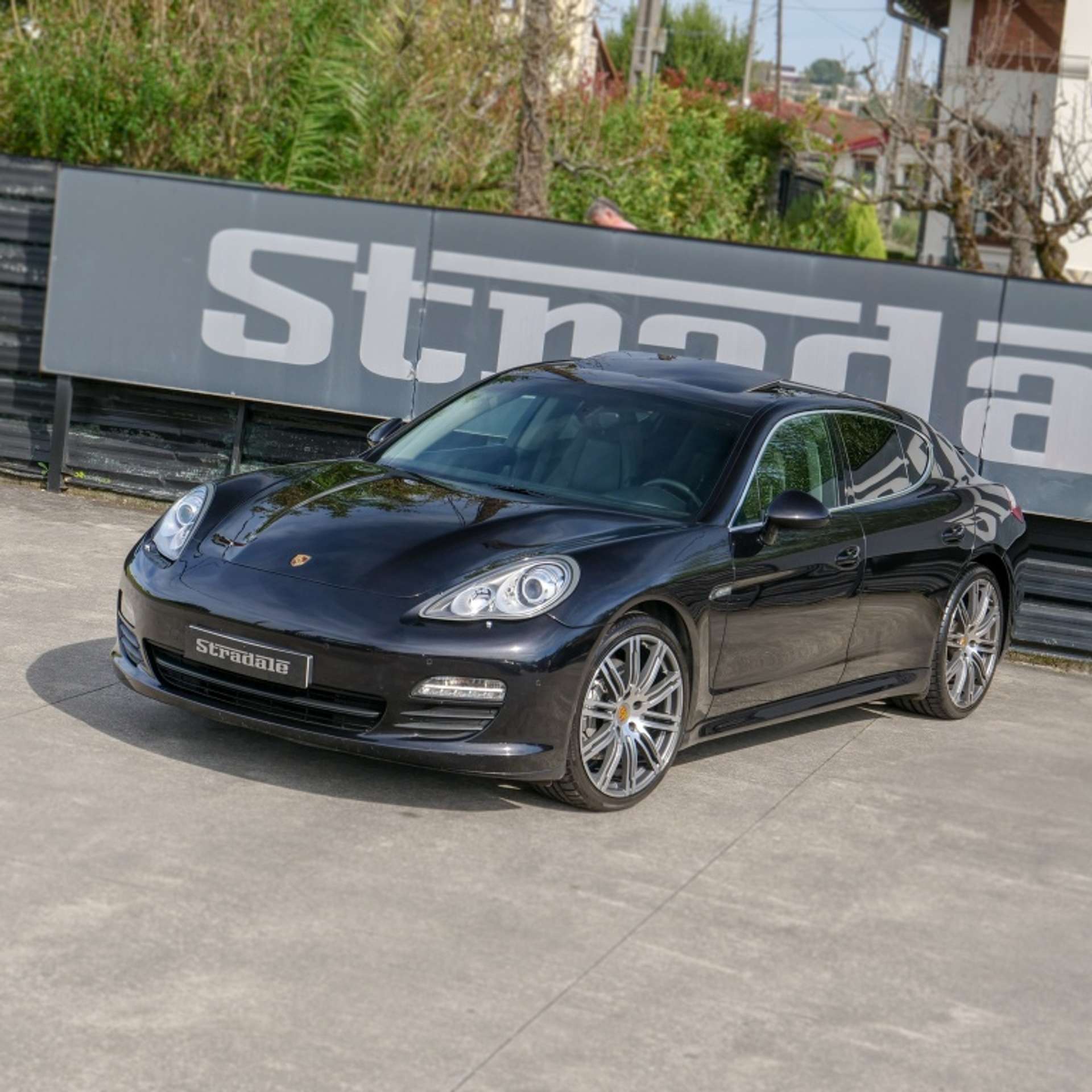 Porsche - Panamera