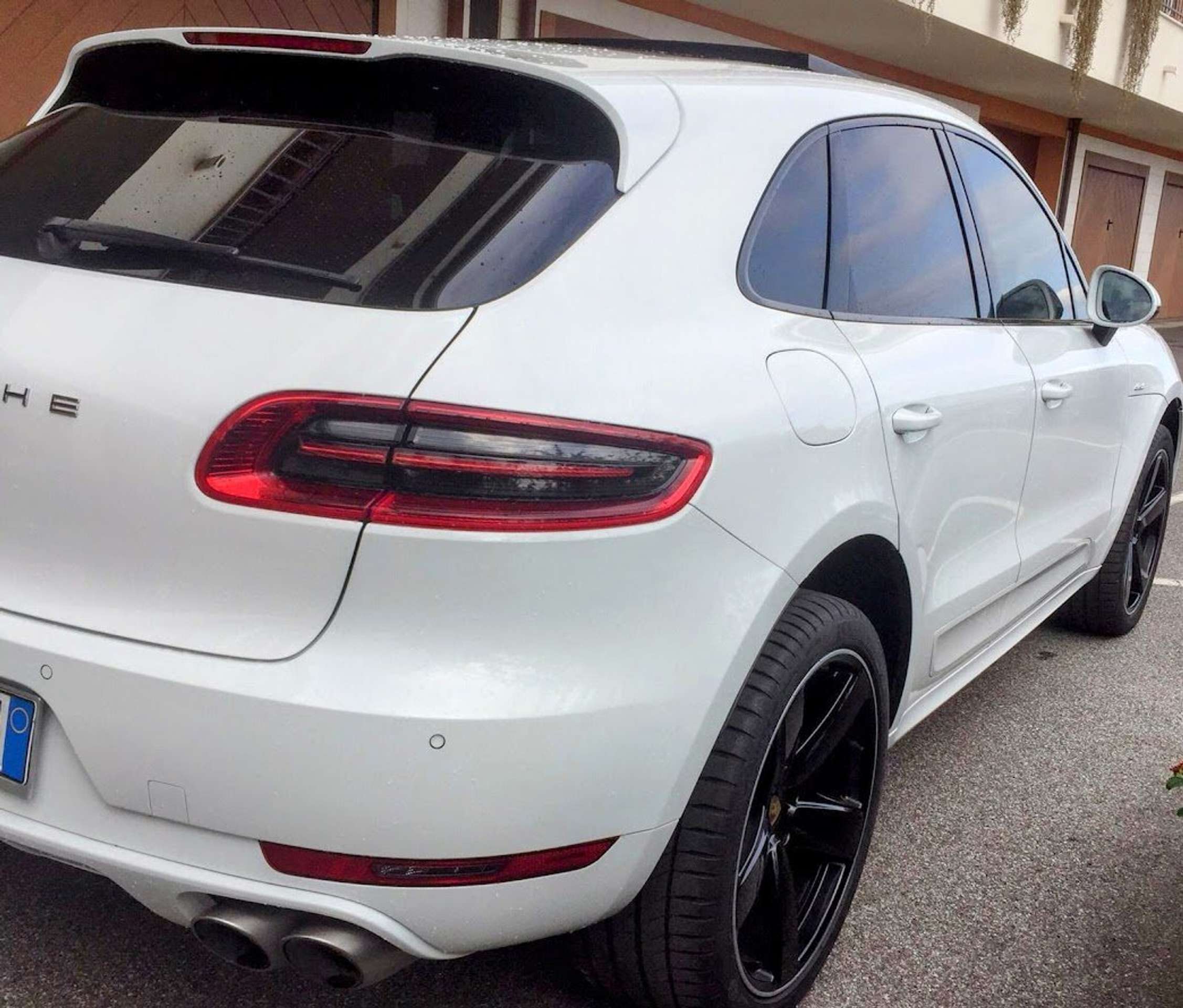 Porsche - Macan